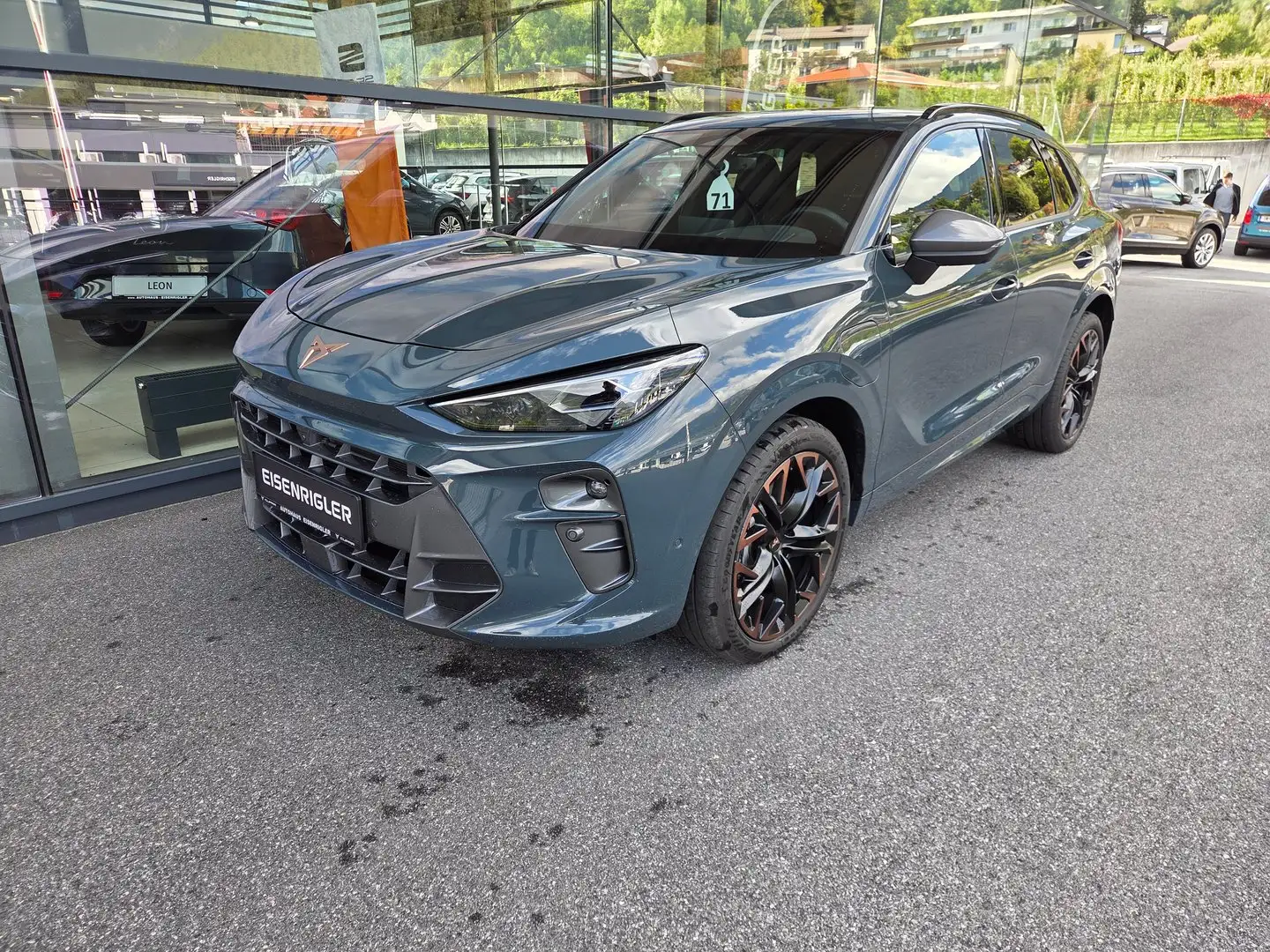 CUPRA Terramar e-HYBRID 204 PS DSG Blau - 1