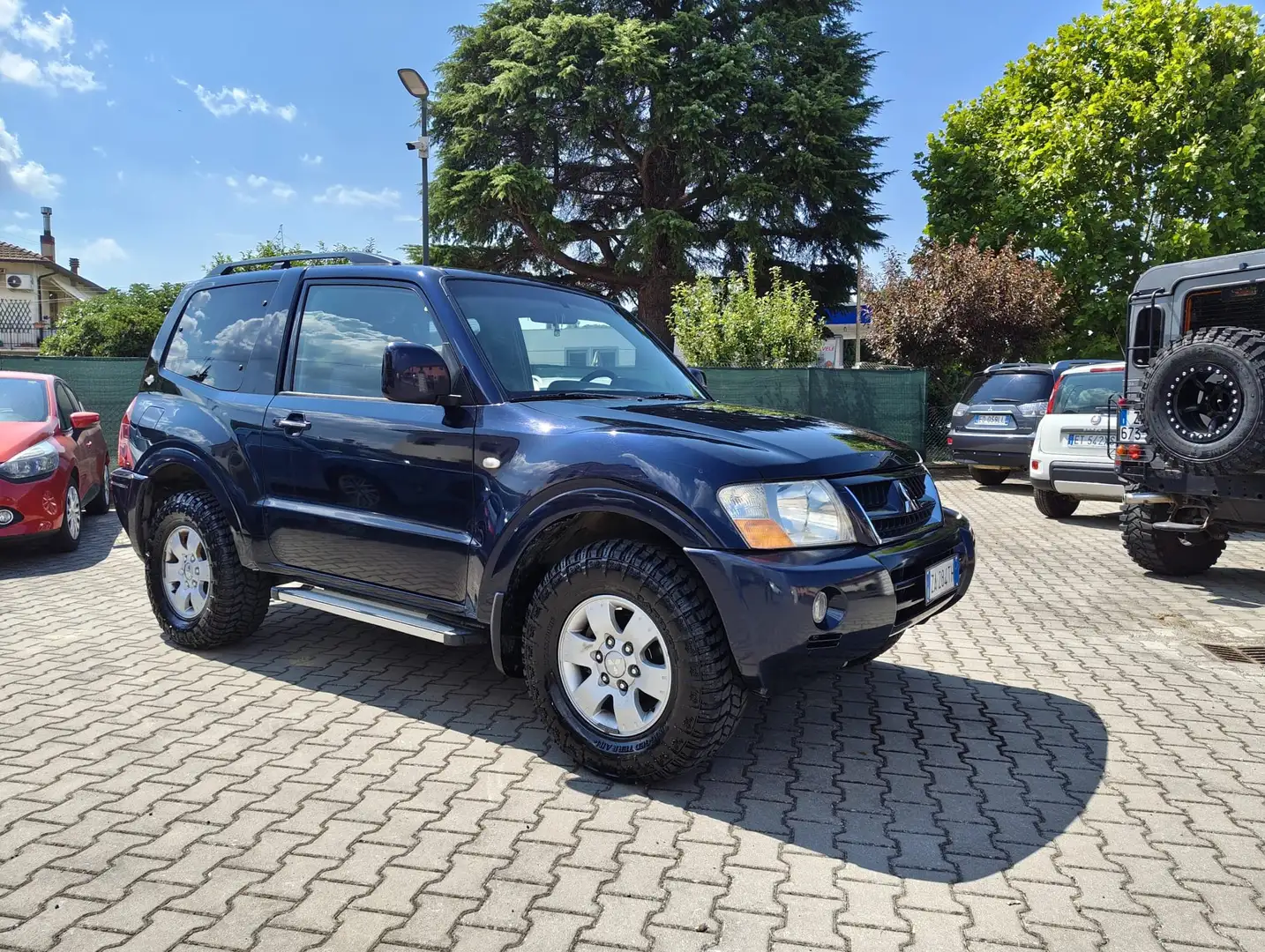 Mitsubishi Pajero Pajero 3p 2.5 tdi Invite 115cv Blu/Azzurro - 1