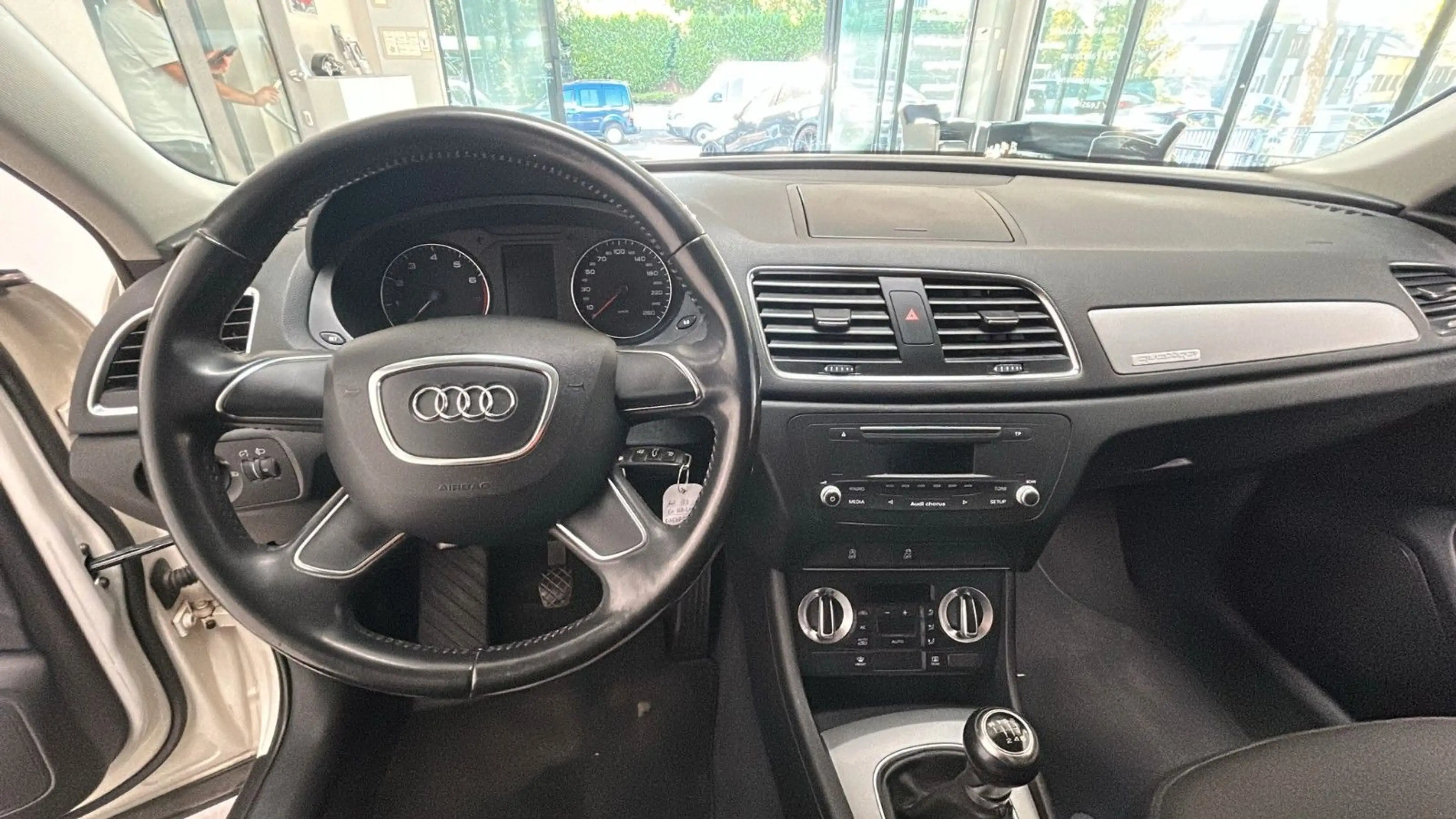Audi Q3 2.0 TFSI quattro abn. AHK *Allwetter* — photo 12