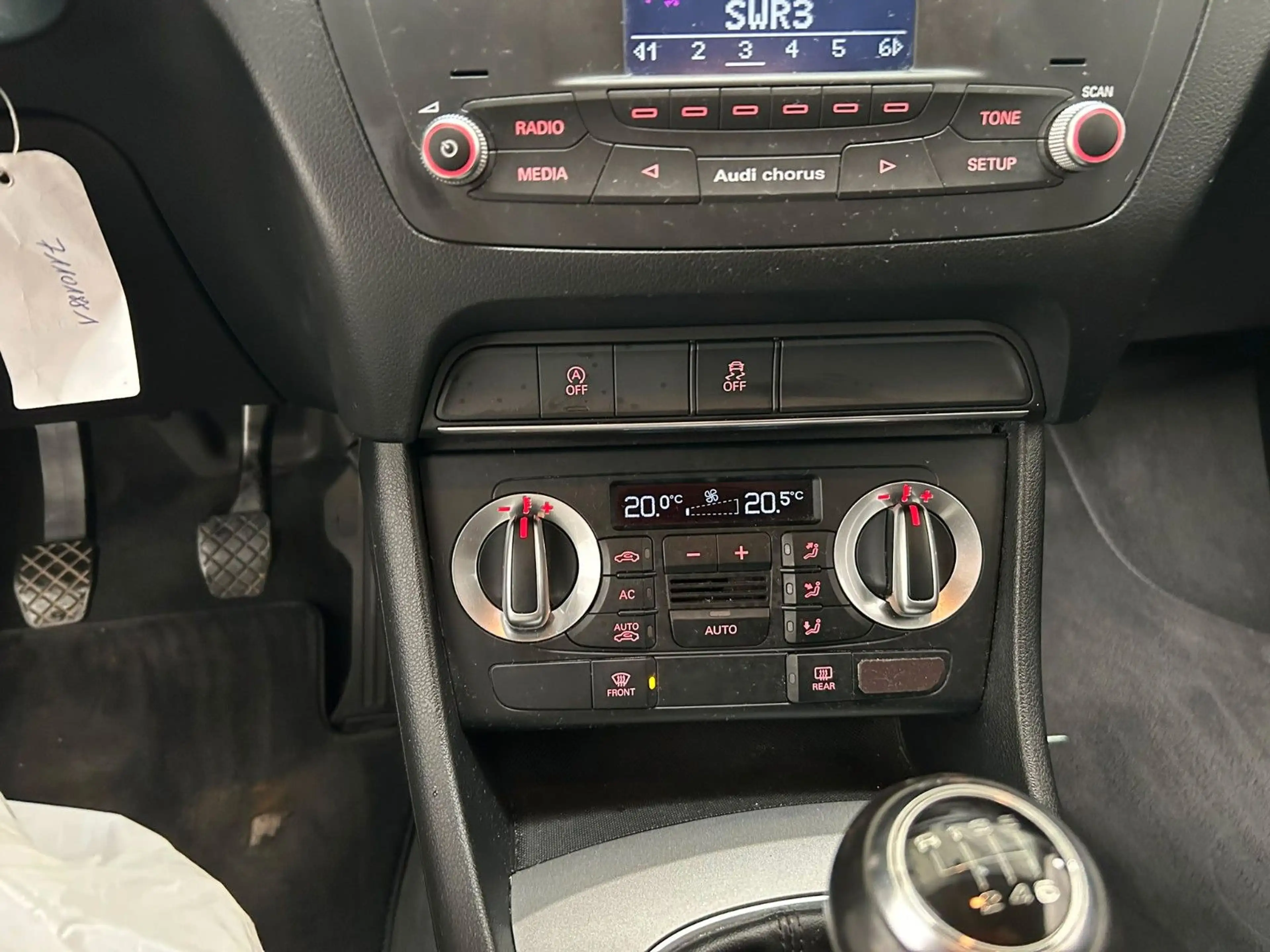 Audi Q3 2.0 TFSI quattro abn. AHK *Allwetter* — photo 14