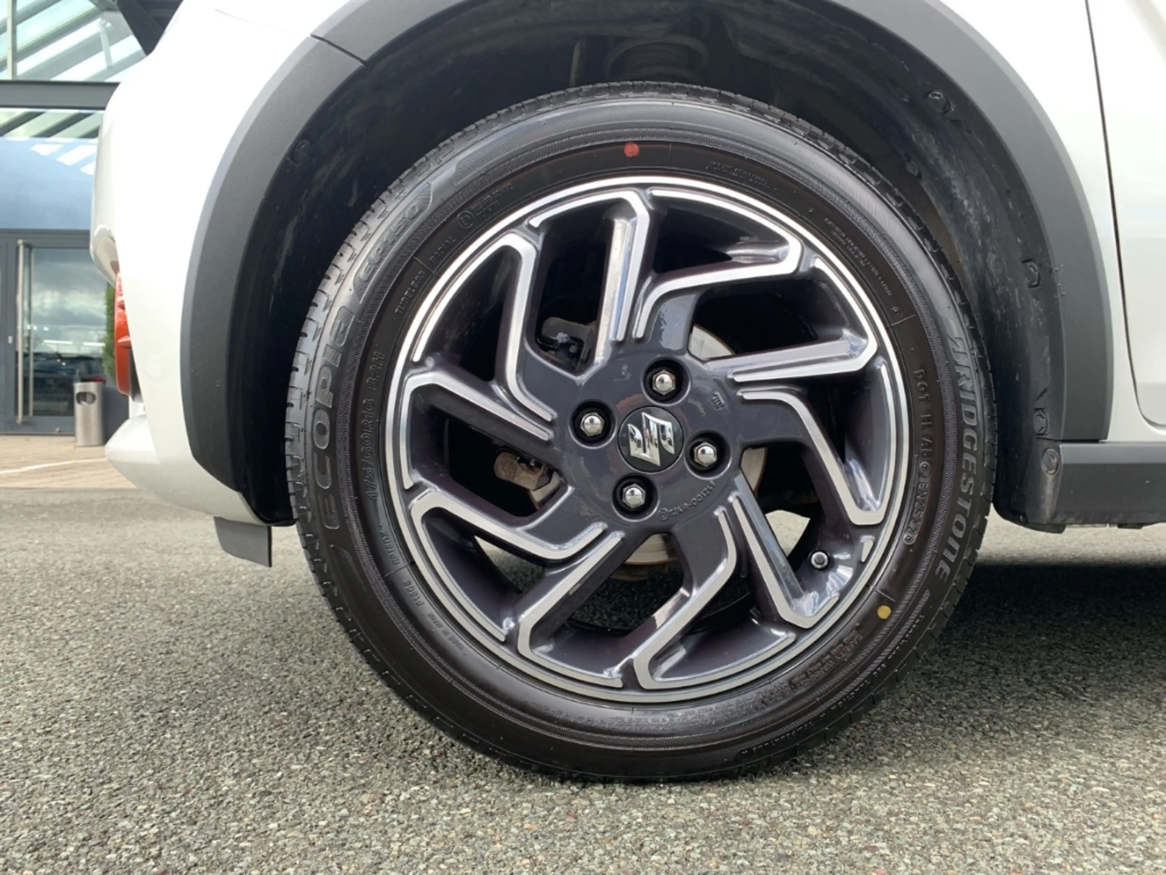 Suzuki Ignis 4x4 1.2 Comfort+ LED+KAMERA+SHZ+KLIMA — photo 13