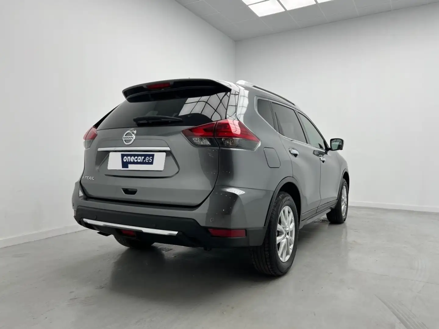 Nissan X-Trail 1.3 DIG-T N-Connecta 4x2 DCT 7 pl. Grijs - 2