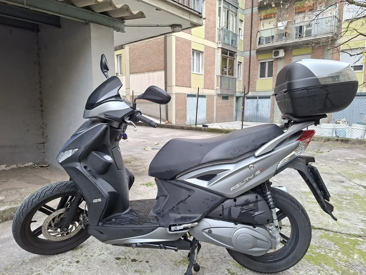 Kymco Agility 125 r16+ Szürke - 1