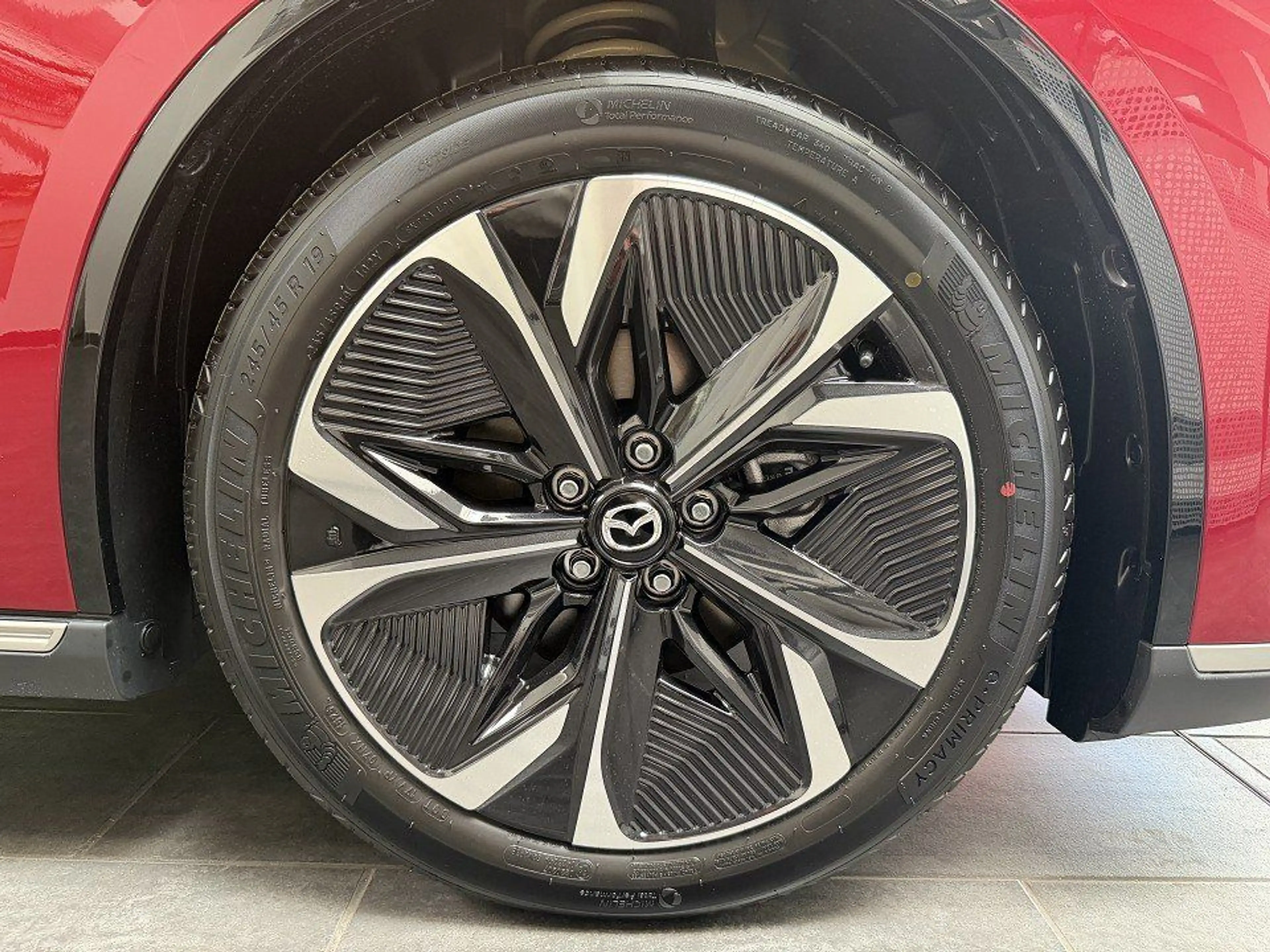 Mazda 6e 6E EV 245PS Long Range Takumi Plus — photo 12