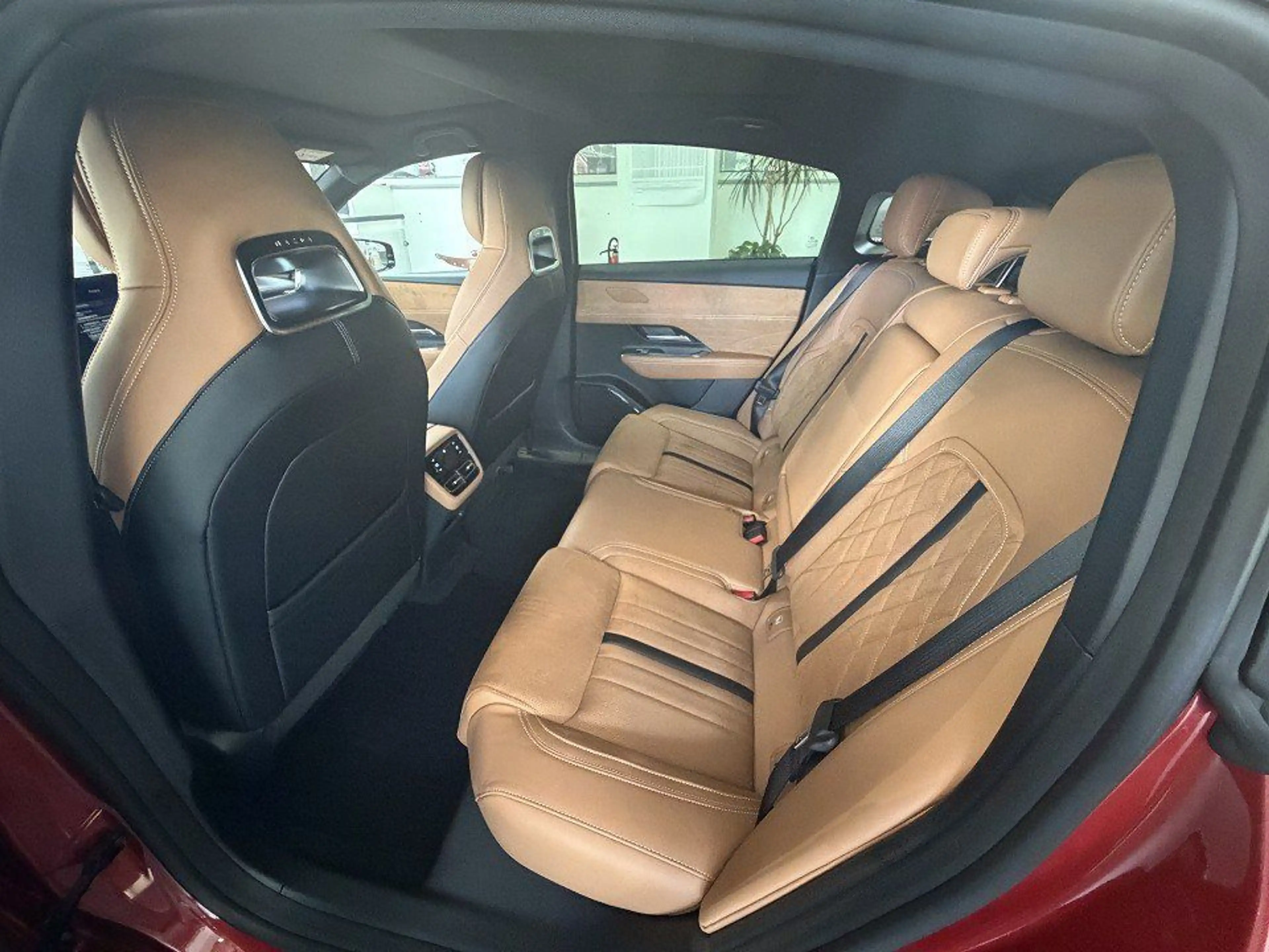 Mazda 6e 6E EV 245PS Long Range Takumi Plus — photo 8