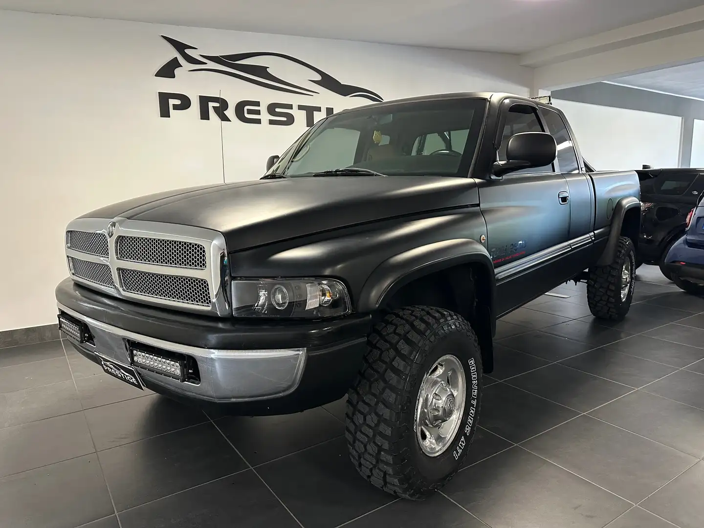 Dodge RAM RAM 2500 5.9 CUMMINS BIG FOOT DOPPIA CABINA Negro - 2