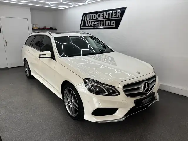 Mercedes-Benz E 250 CDI T-Model*AMG-Paket*1.Hand*LED*Leder*