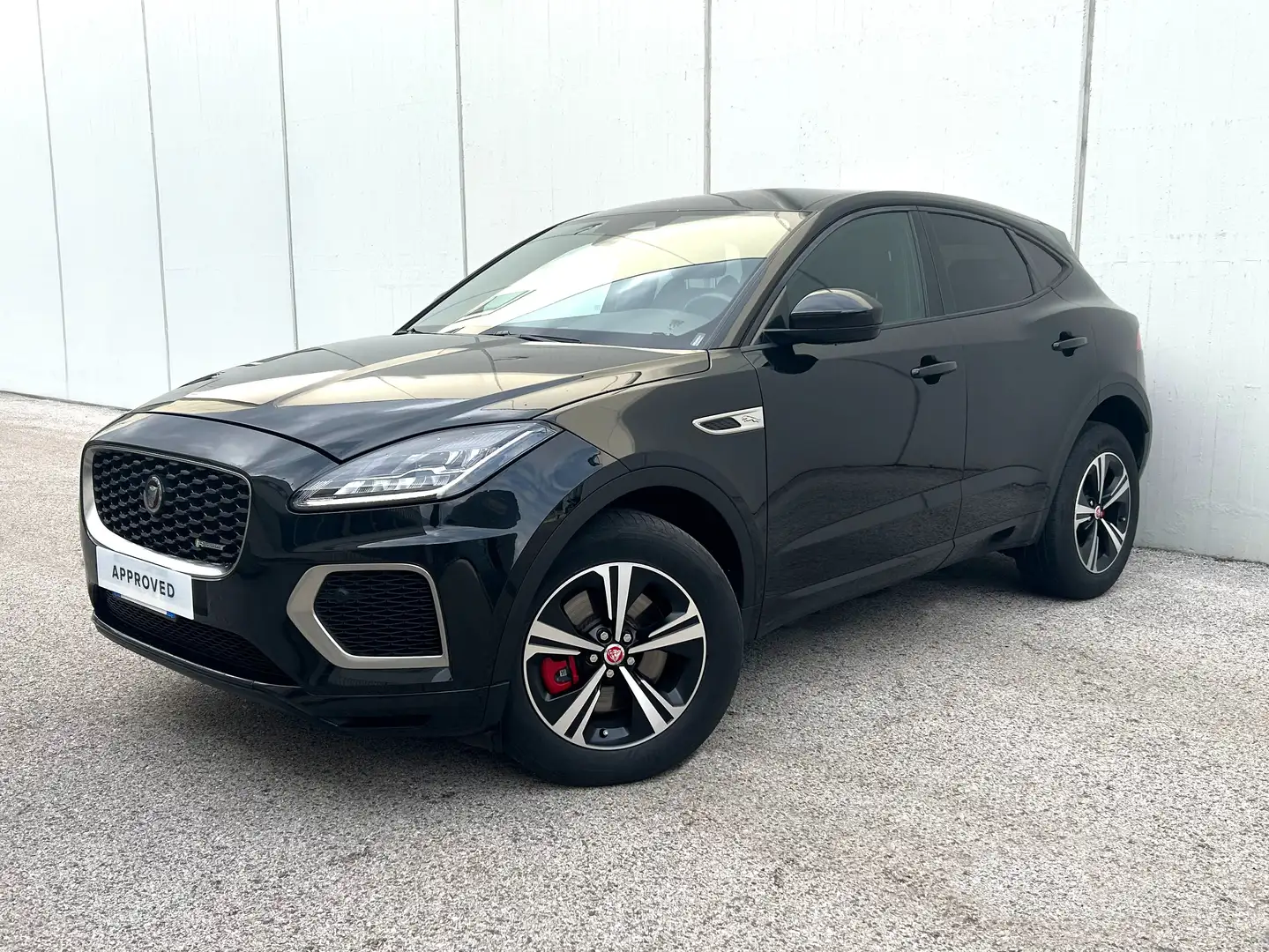 Jaguar E-Pace 2.0 D204 R-Dynamic S Awd - IVA ESPOSTA Zwart - 1