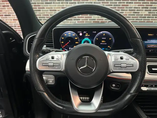 Mercedes-Benz 450 view 12