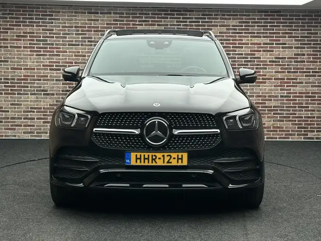 Mercedes-Benz 450 view 4