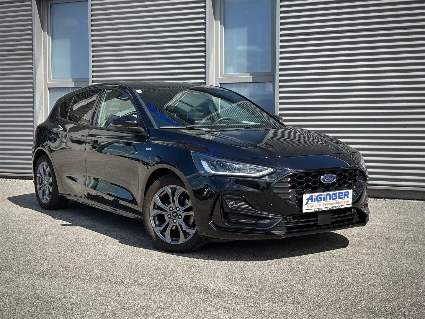 Ford Focus ST-Line Style 125PS EcoBoost Schwarz - 1