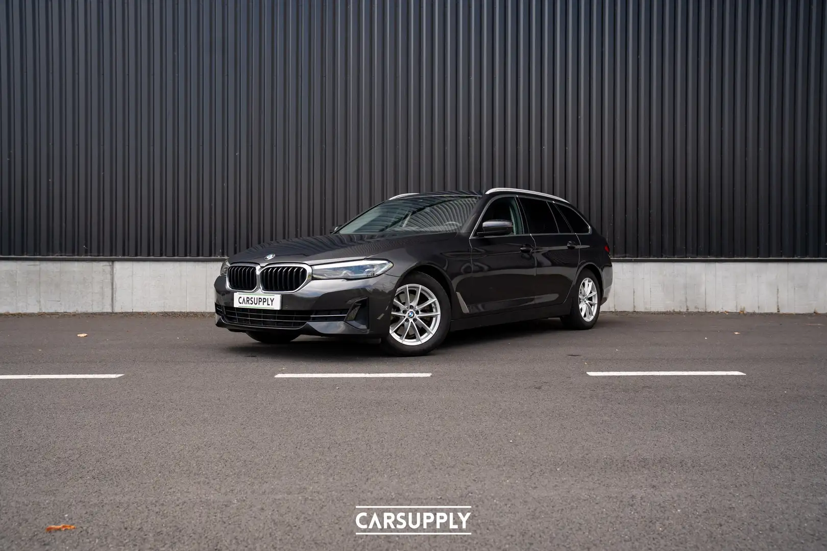 BMW 518 518da Touring - Pano dak - Comfort seats - Trekhaa Gris - 1