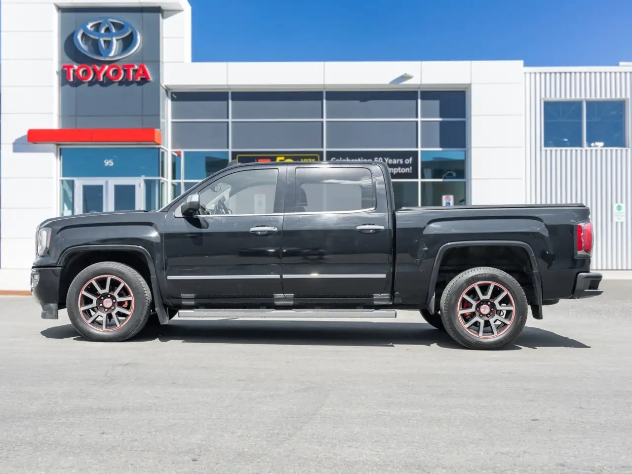 GMC Sierra 1500 photo GMC Sierra 1500