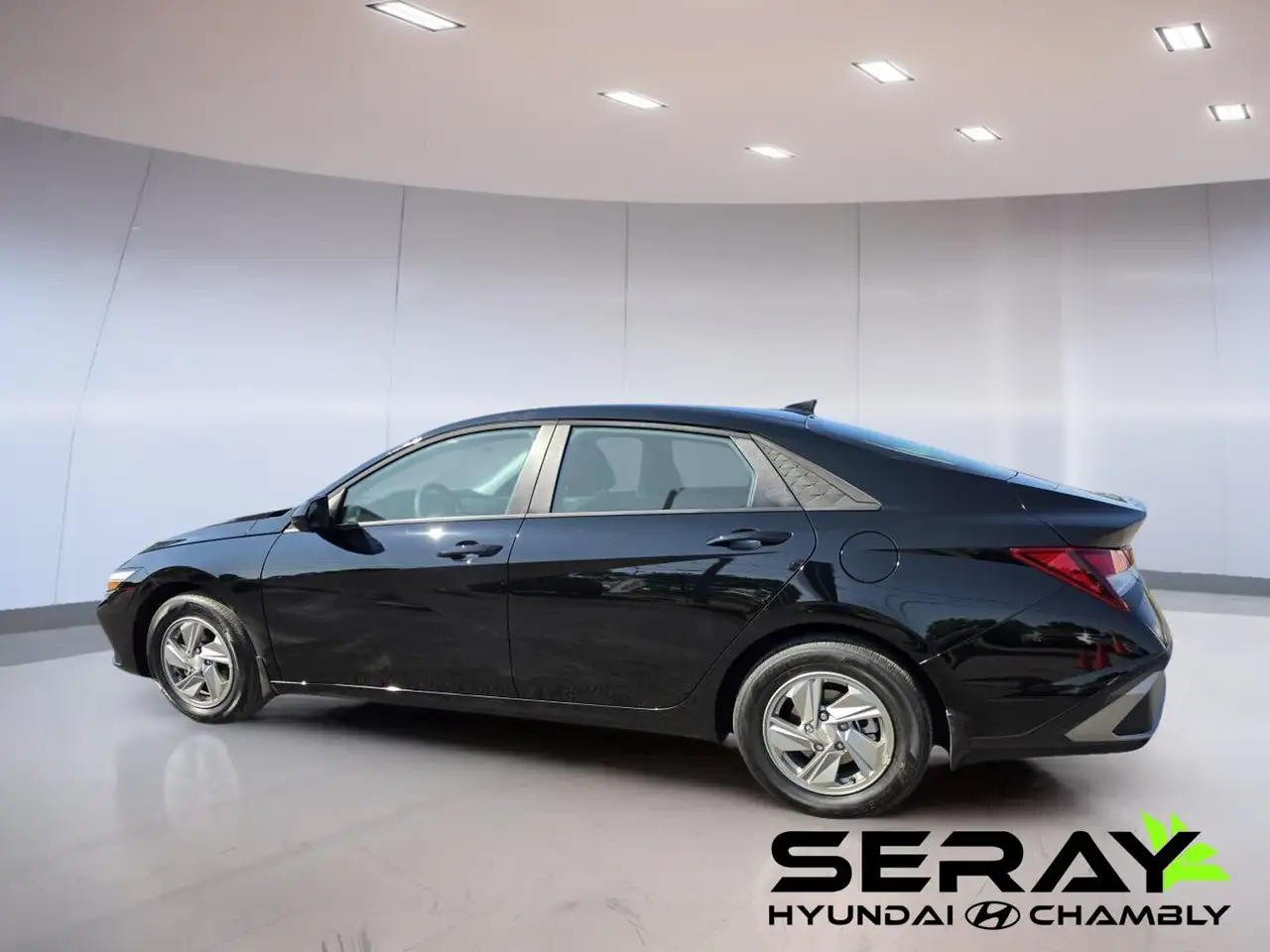 Hyundai ELANTRA fotografie Hyundai ELANTRA