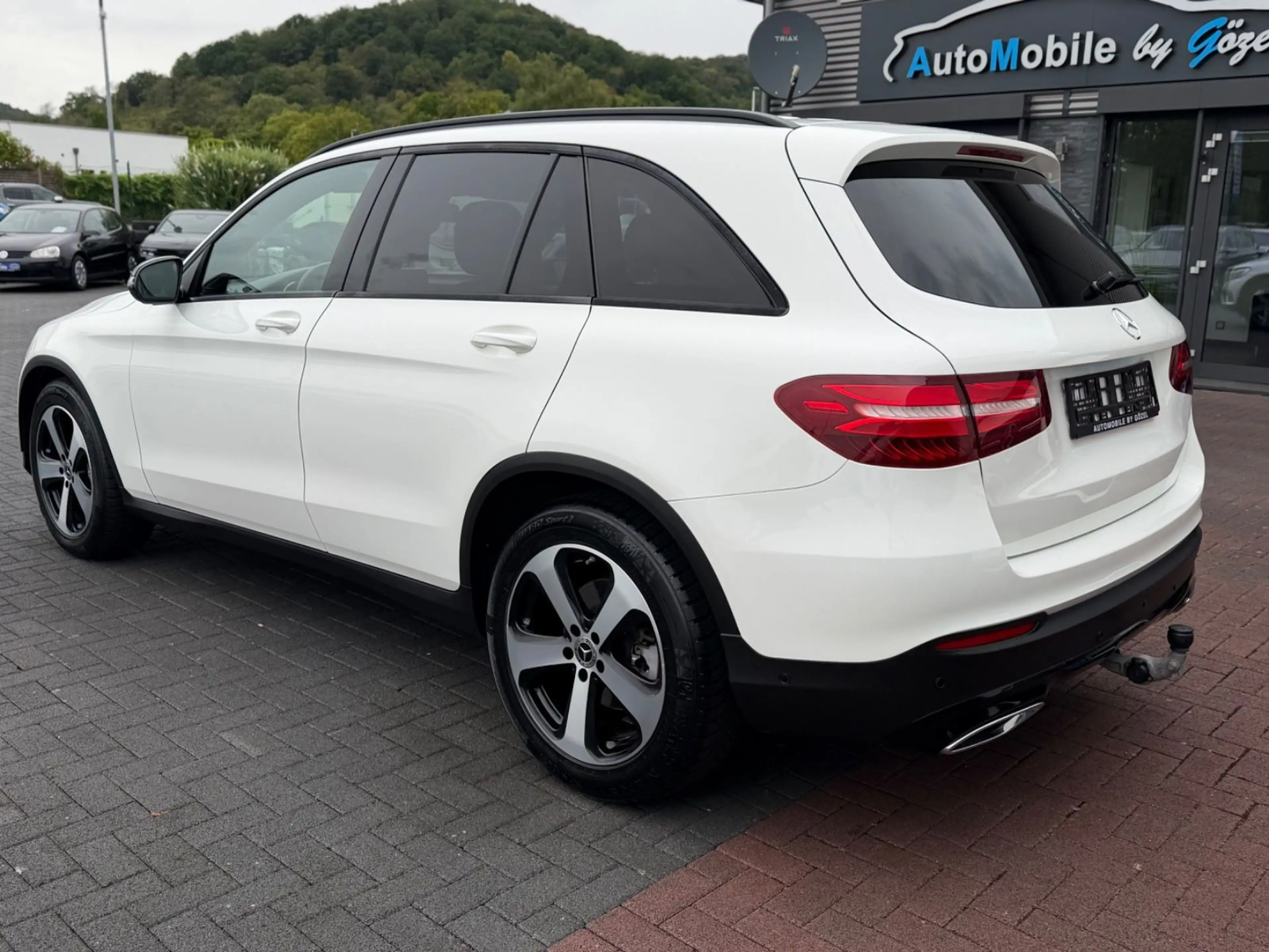 Mercedes-Benz GLC 350 d 4Matic *3. Hand *AHK *Night-Paket — photo 3