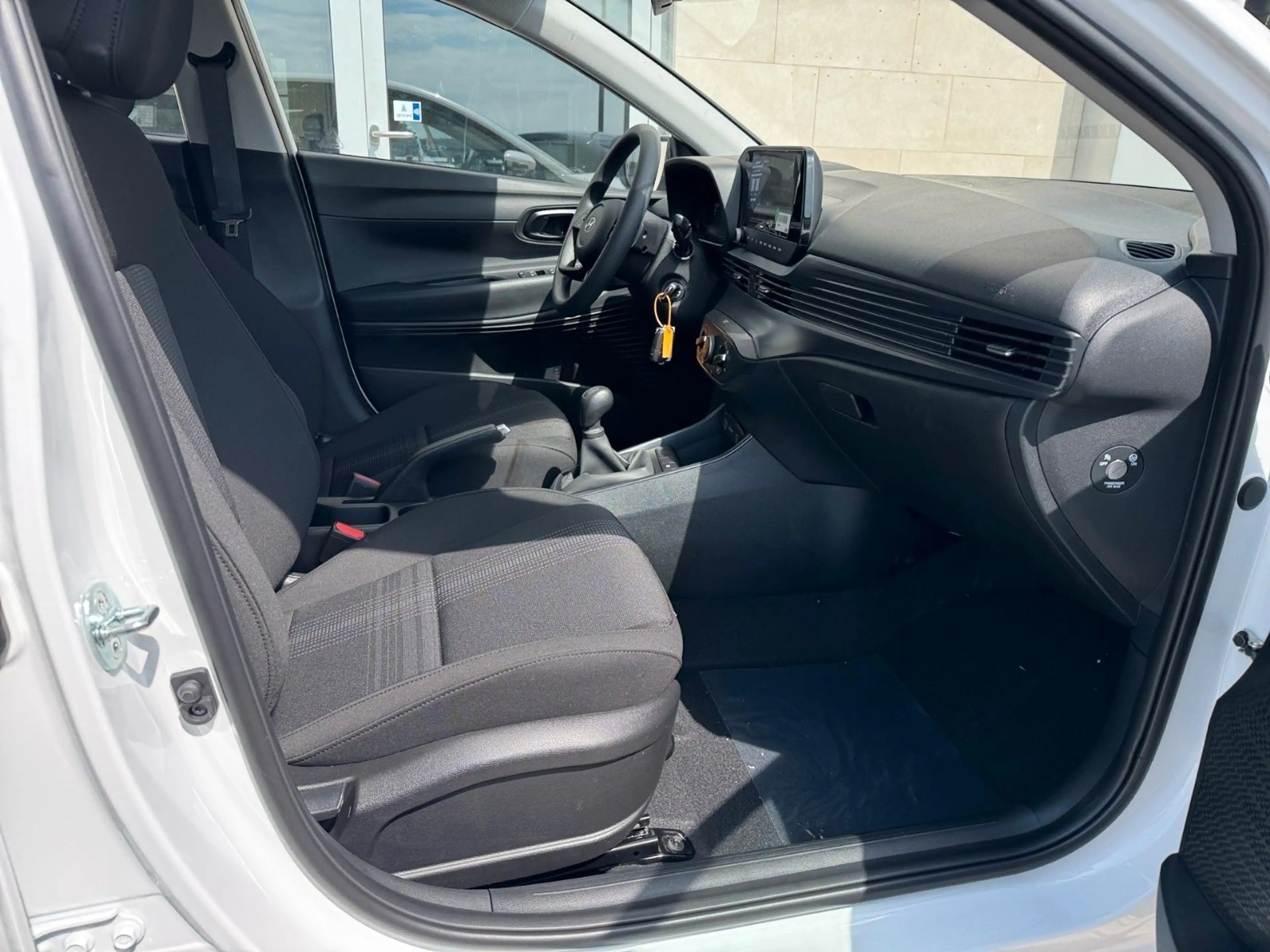 Hyundai i20 Select — photo 14