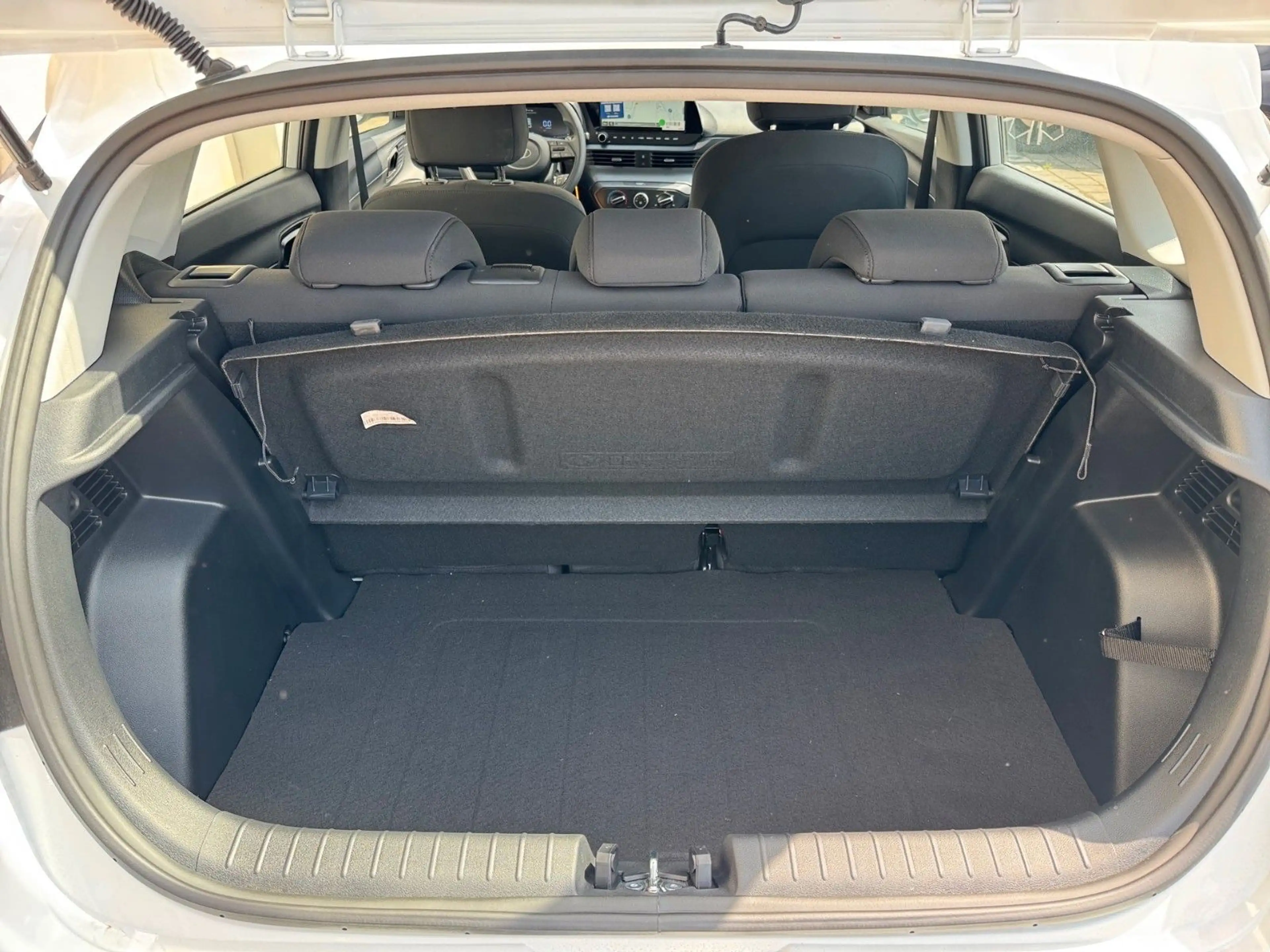 Hyundai i20 Select — photo 12