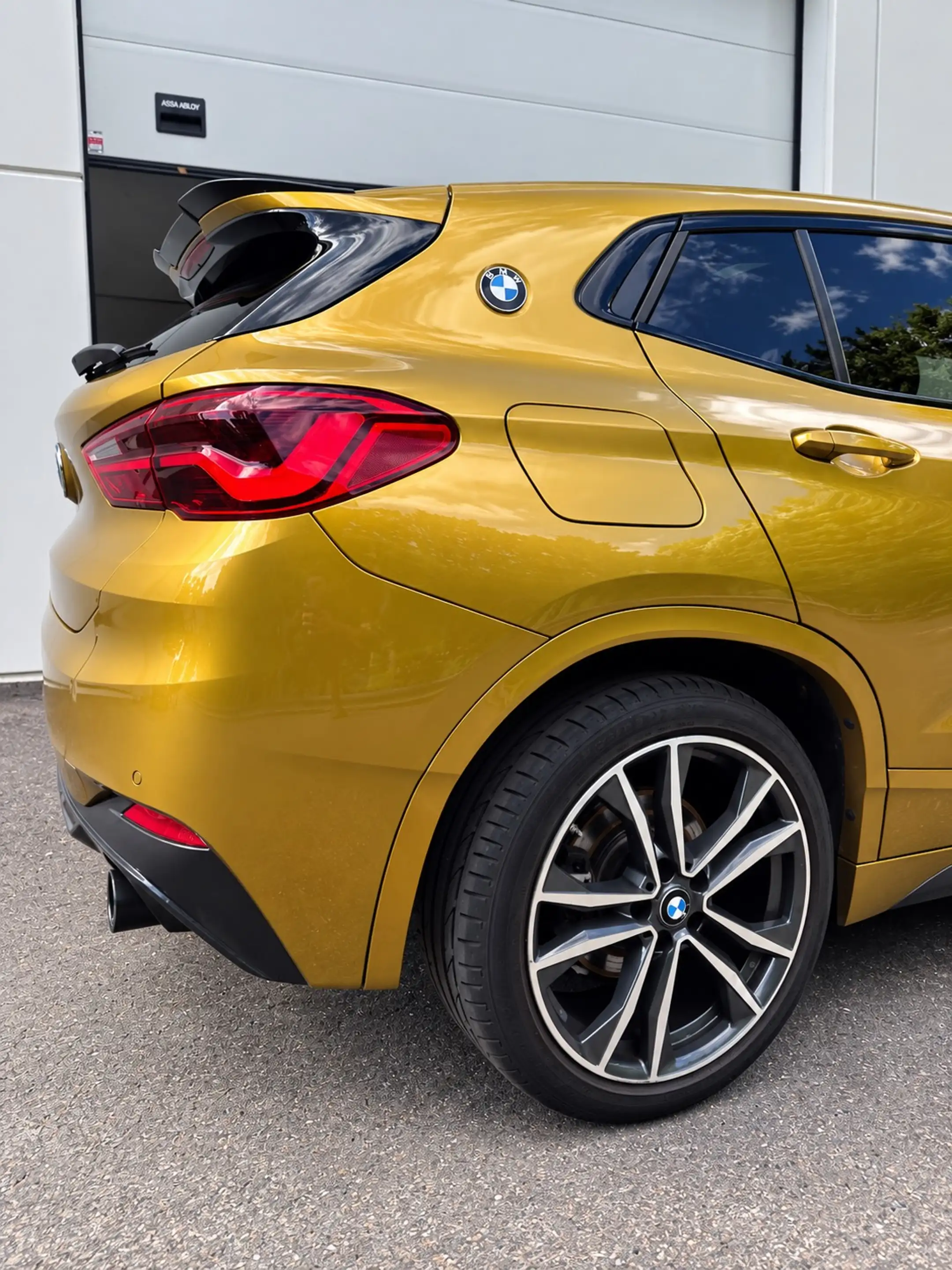 BMW X2 2.0iA sDrive20 M SPORT*LED*PANO*HEAD-UP*ALCANTARA*CAMERA*NAVI*19 INCH*GARANTIE — photo 9