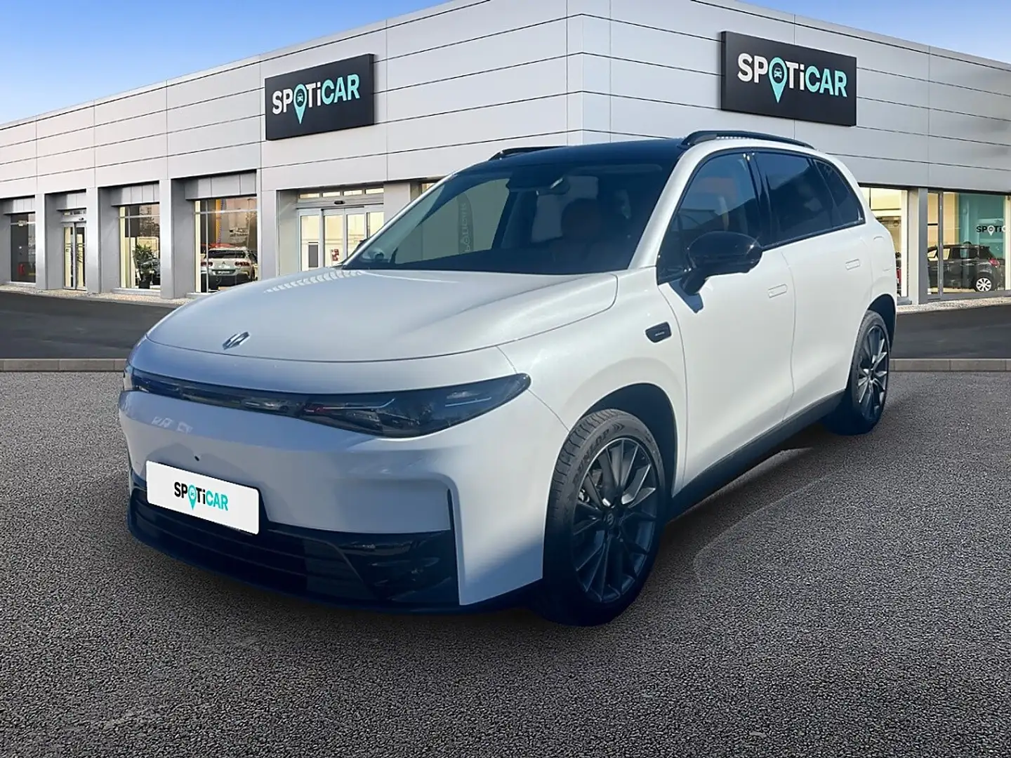 Leapmotor C10 Elektro 81,9kWh Design ProMax Weiß - 1