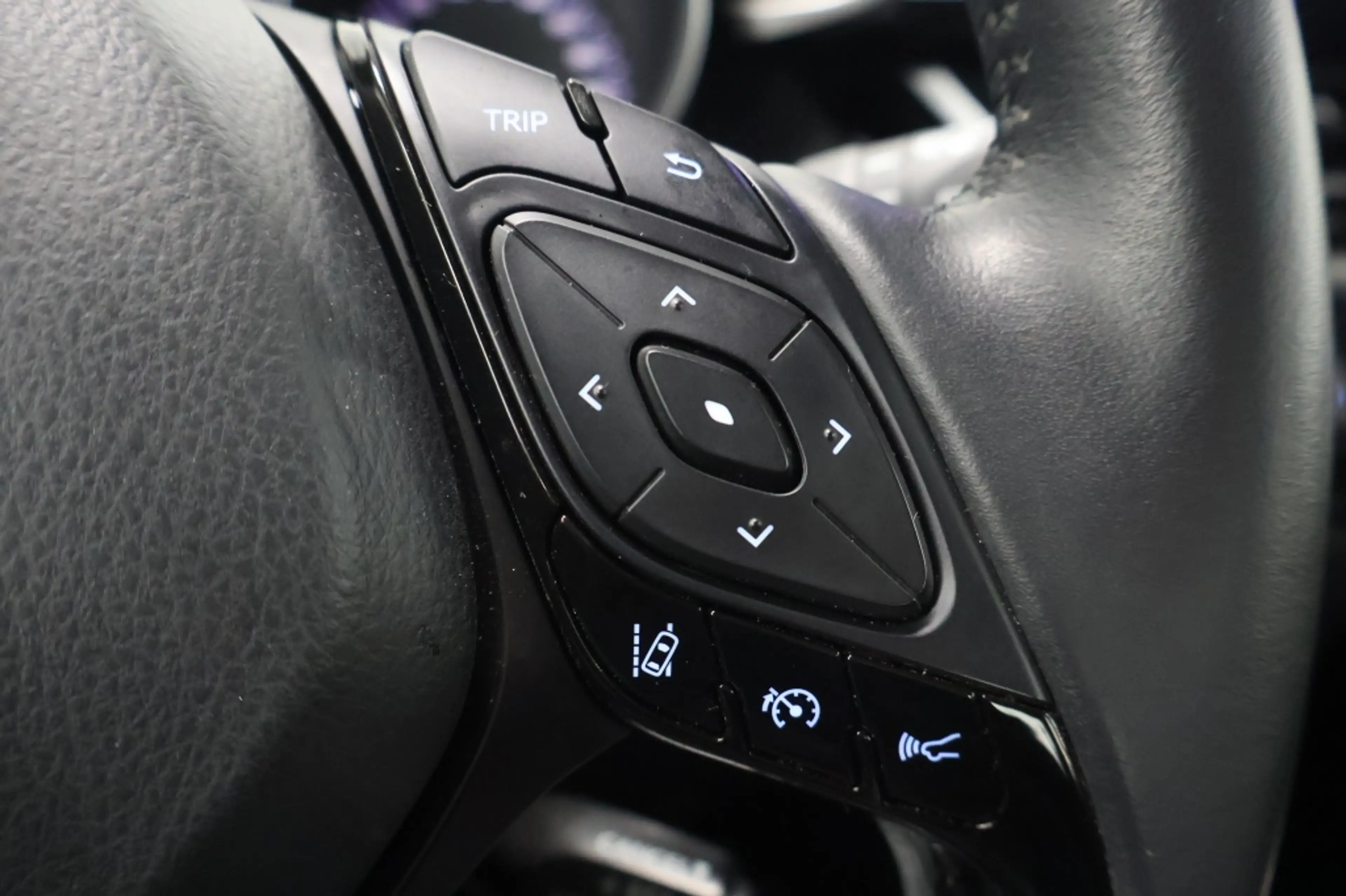 Toyota C-HR 2.0 Hybrid Dynamic | All-season banden | Origineel — photo 12