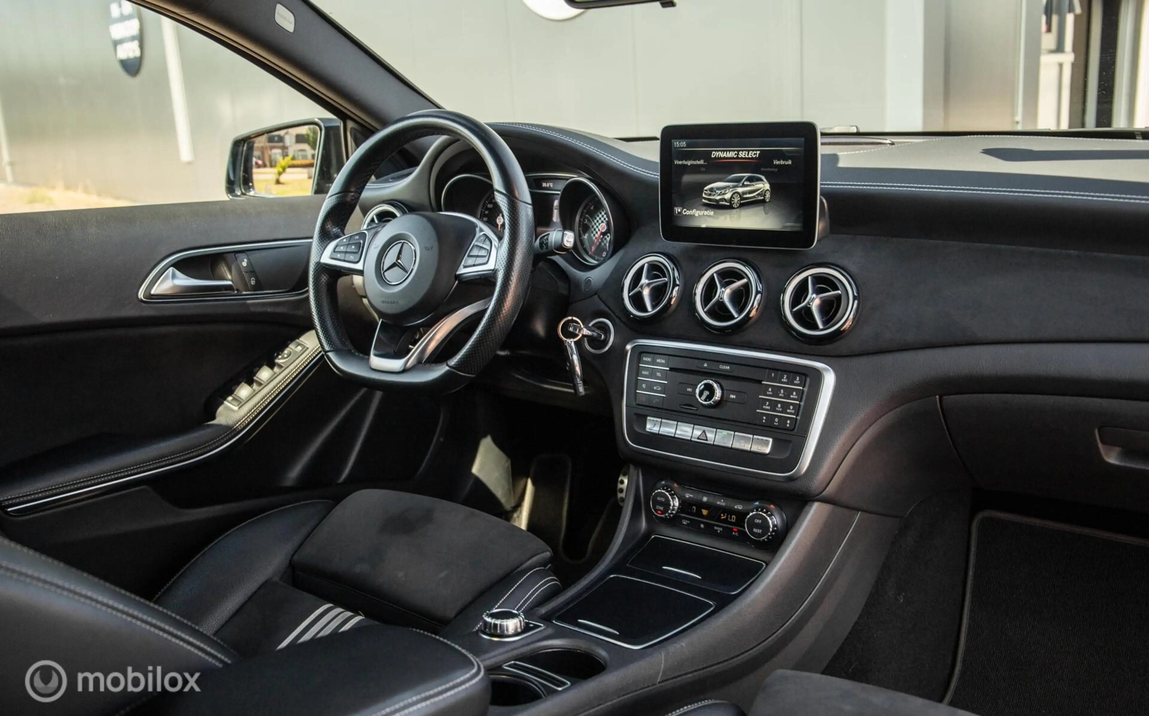 Mercedes-Benz A 200 Motorsport Ed.|Pano|AMG|Sfeerv.|Stoelv — photo 13