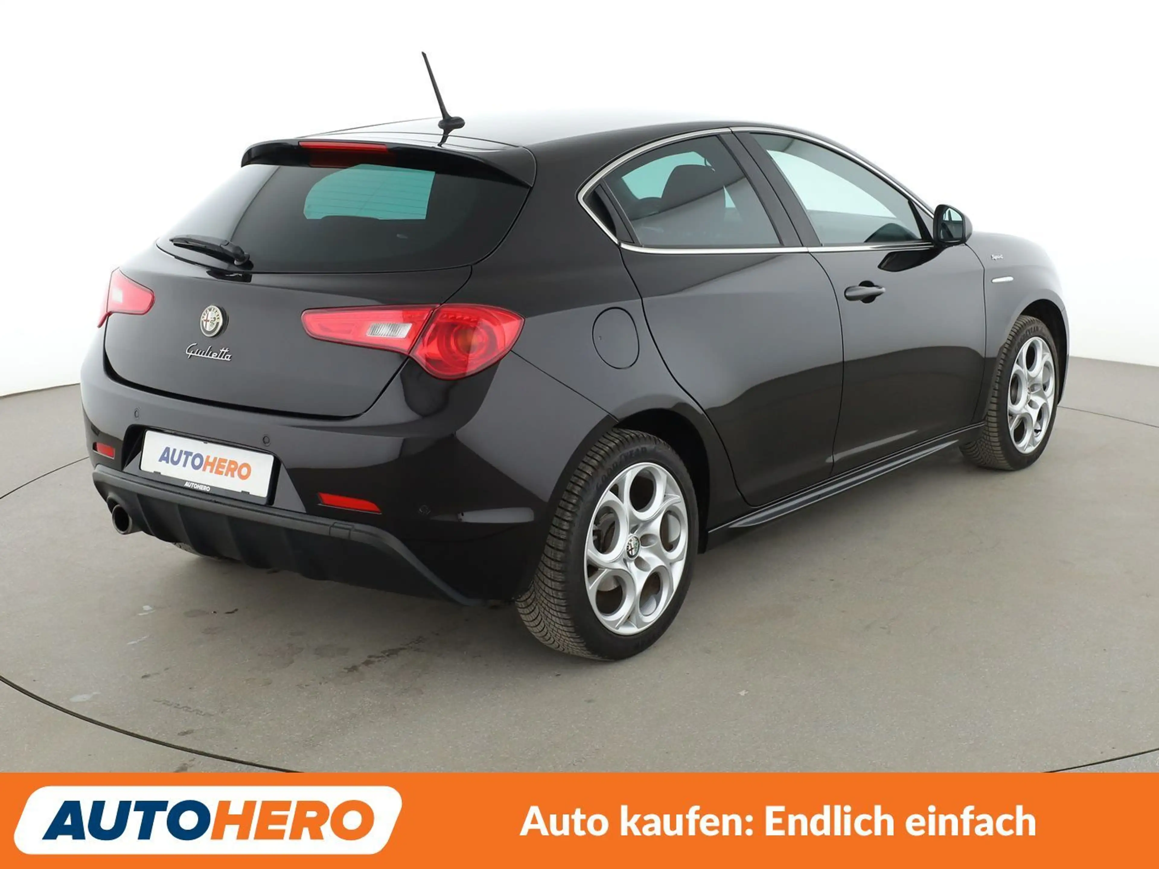 Alfa Romeo Giulietta 1.4 Turbo Sprint *NAV*TEMPO*PDC*SHZ*ALU*KLIMA* — photo 6