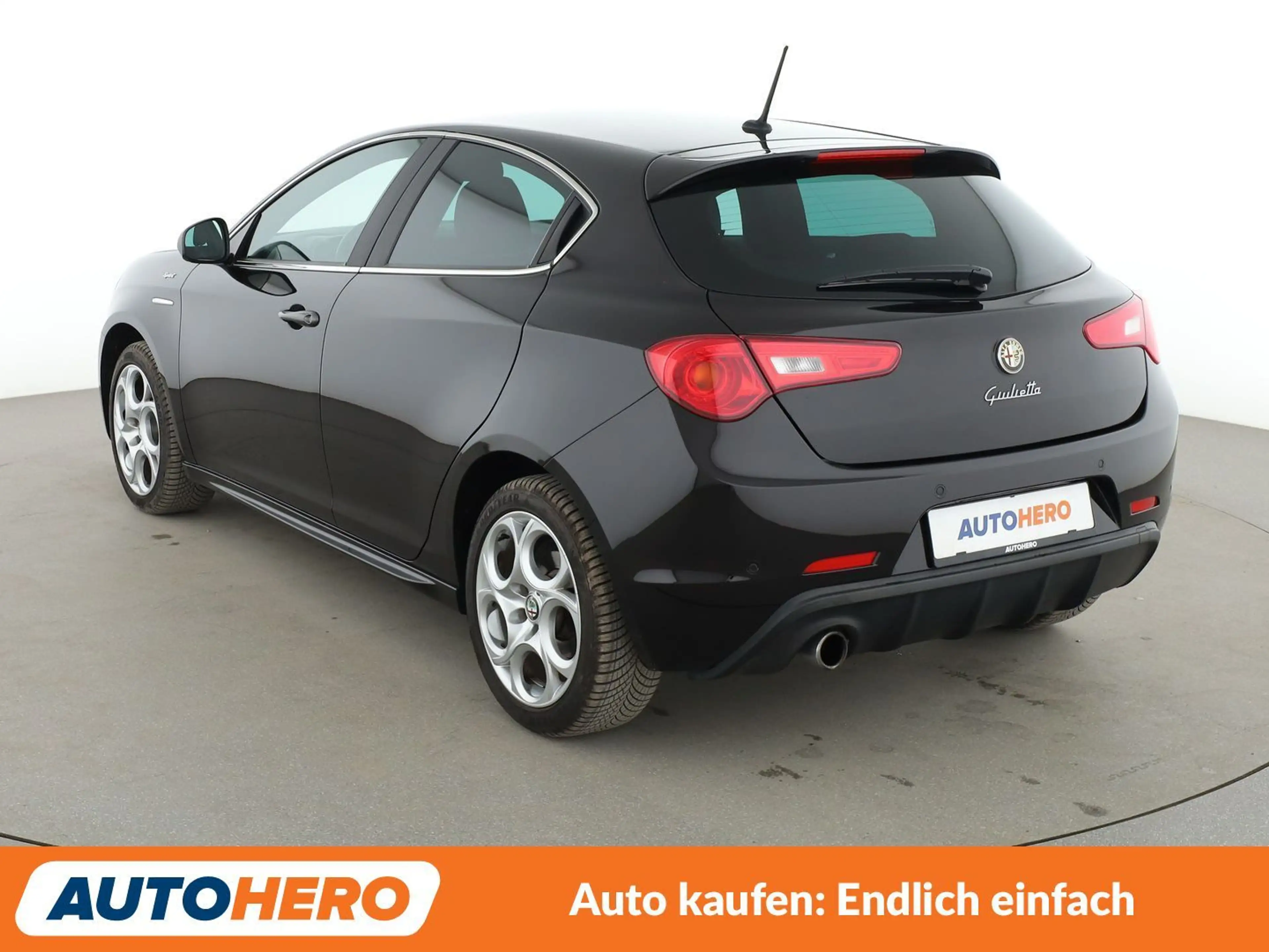 Alfa Romeo Giulietta 1.4 Turbo Sprint *NAV*TEMPO*PDC*SHZ*ALU*KLIMA* — photo 4
