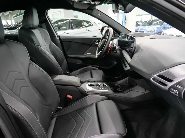 BMW 2 Series view 15