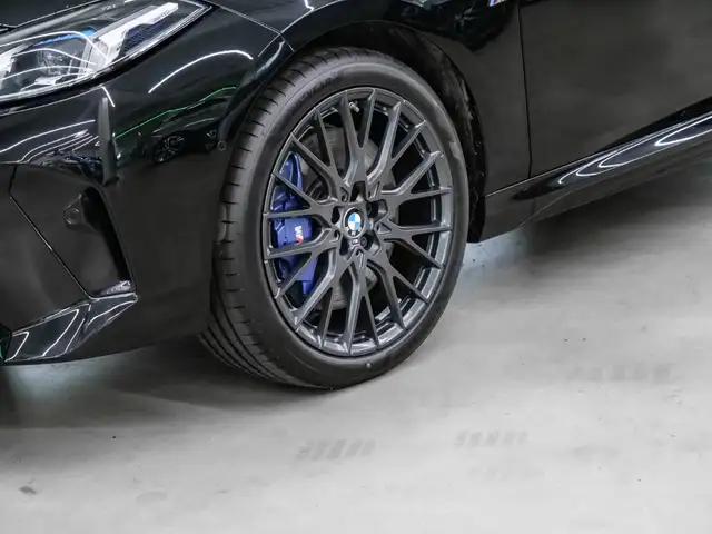 BMW 2 Series view 6