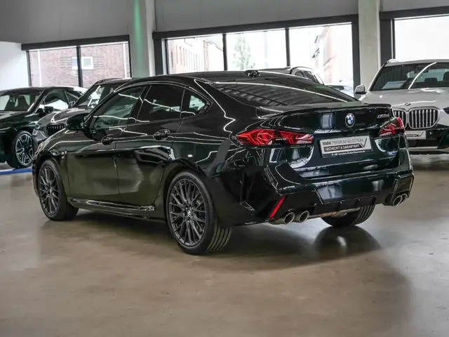 BMW 2 Series view 2