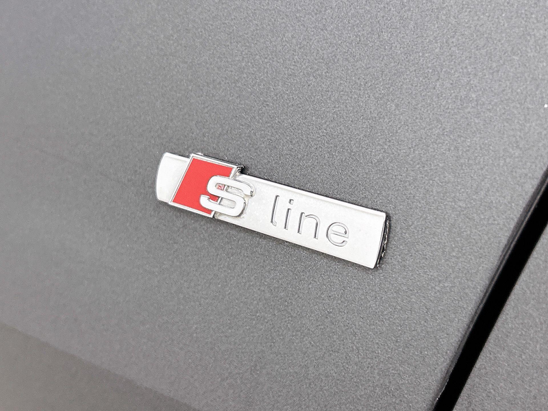 Audi A6 Limousine 55 TFSI e quattro Pro Line S Competition — photo 8