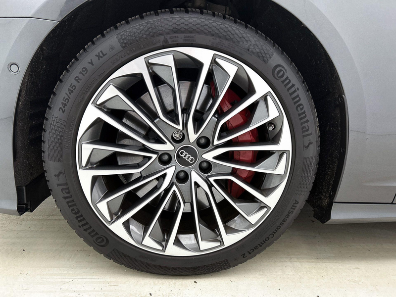 Audi A6 Limousine 55 TFSI e quattro Pro Line S Competition — photo 6