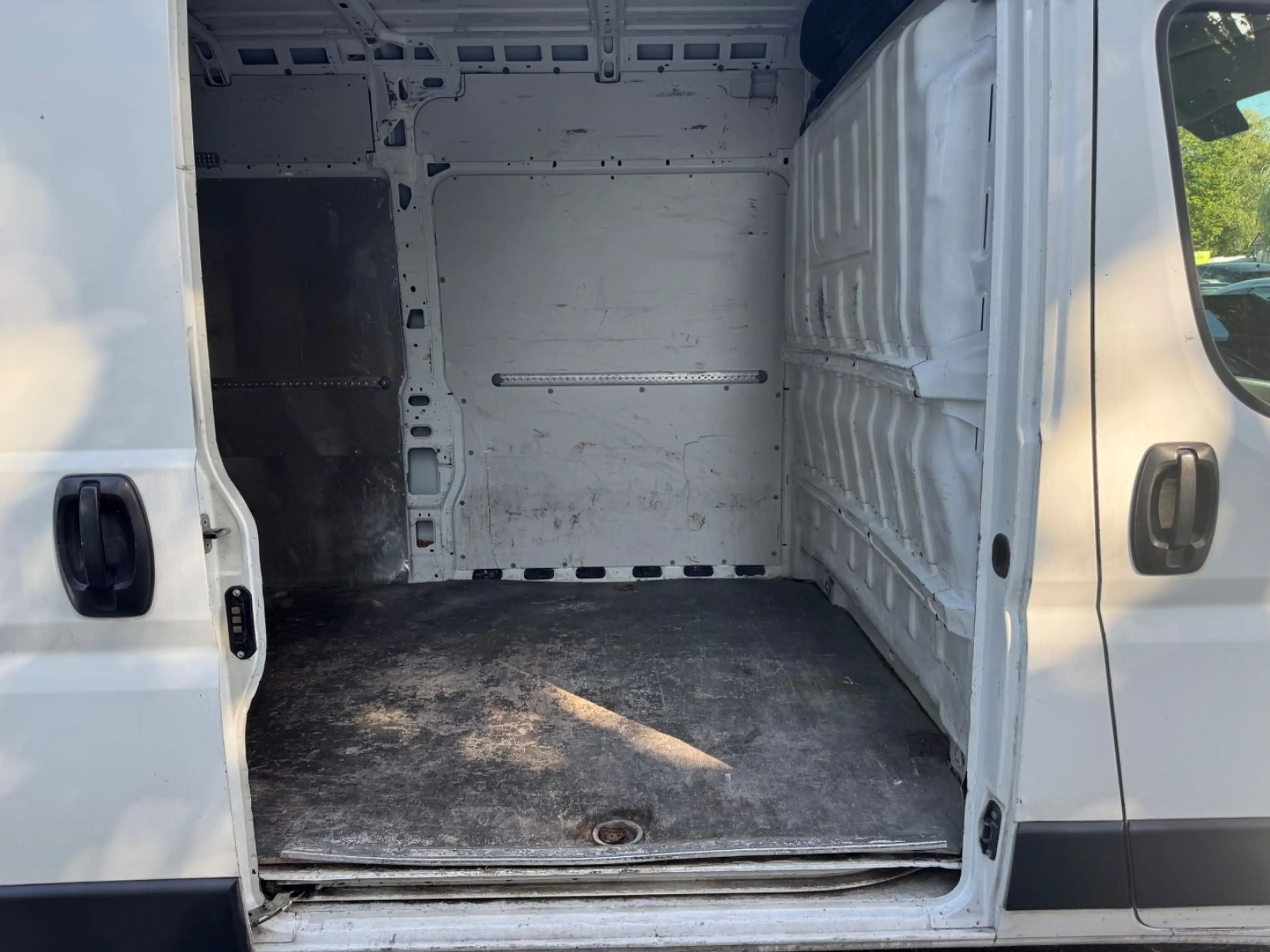 Fiat Ducato Grossr.-Kasten 35 130  L4 Kamera — photo 11