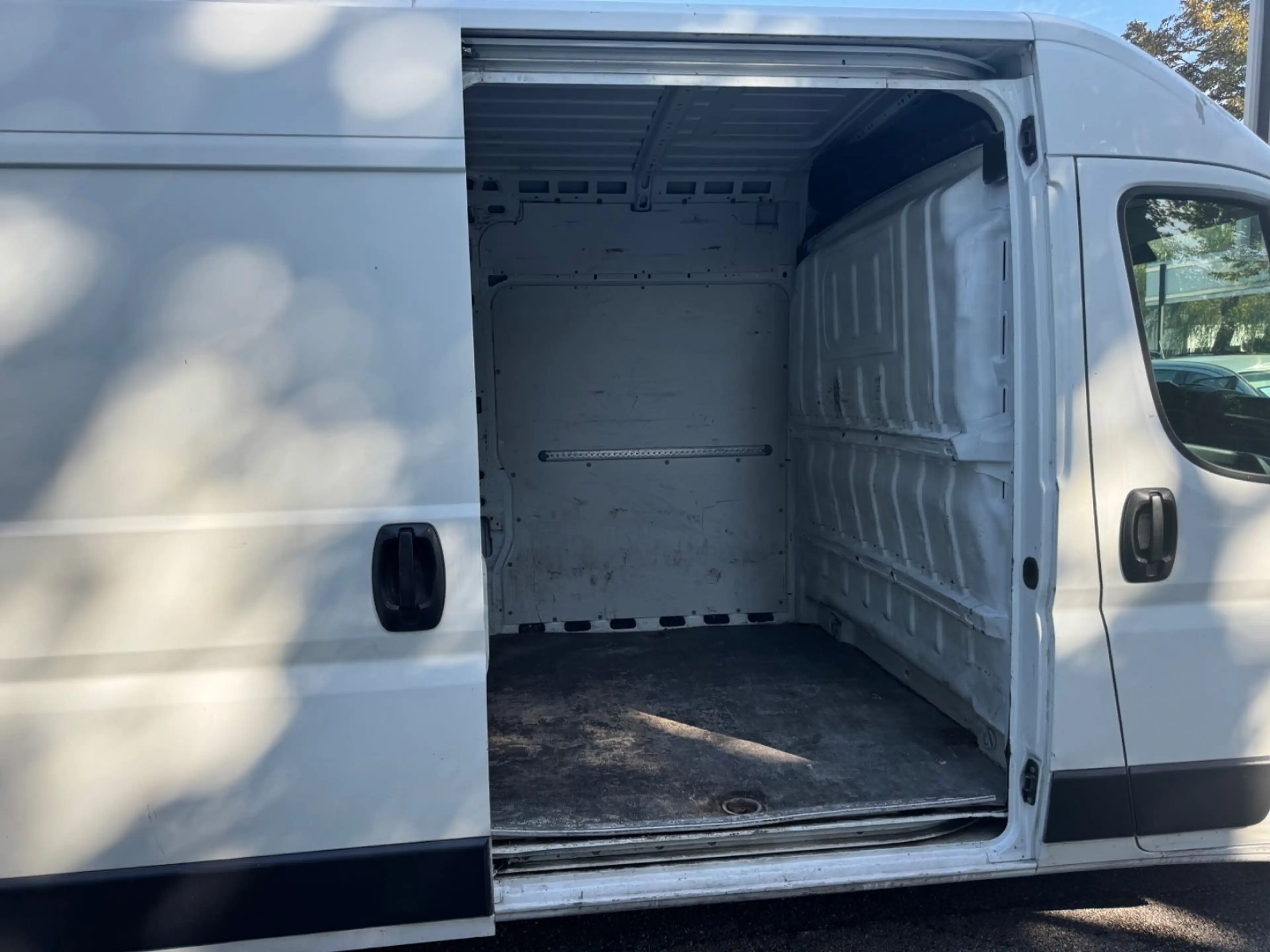 Fiat Ducato Grossr.-Kasten 35 130  L4 Kamera — photo 10