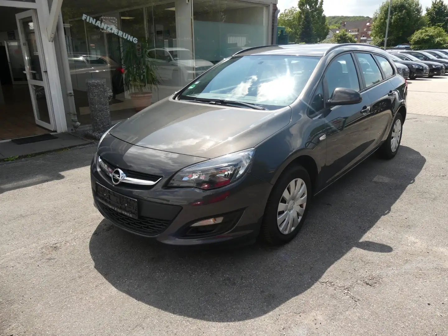 Opel Astra J Sports Tourer Edition Grau - 2