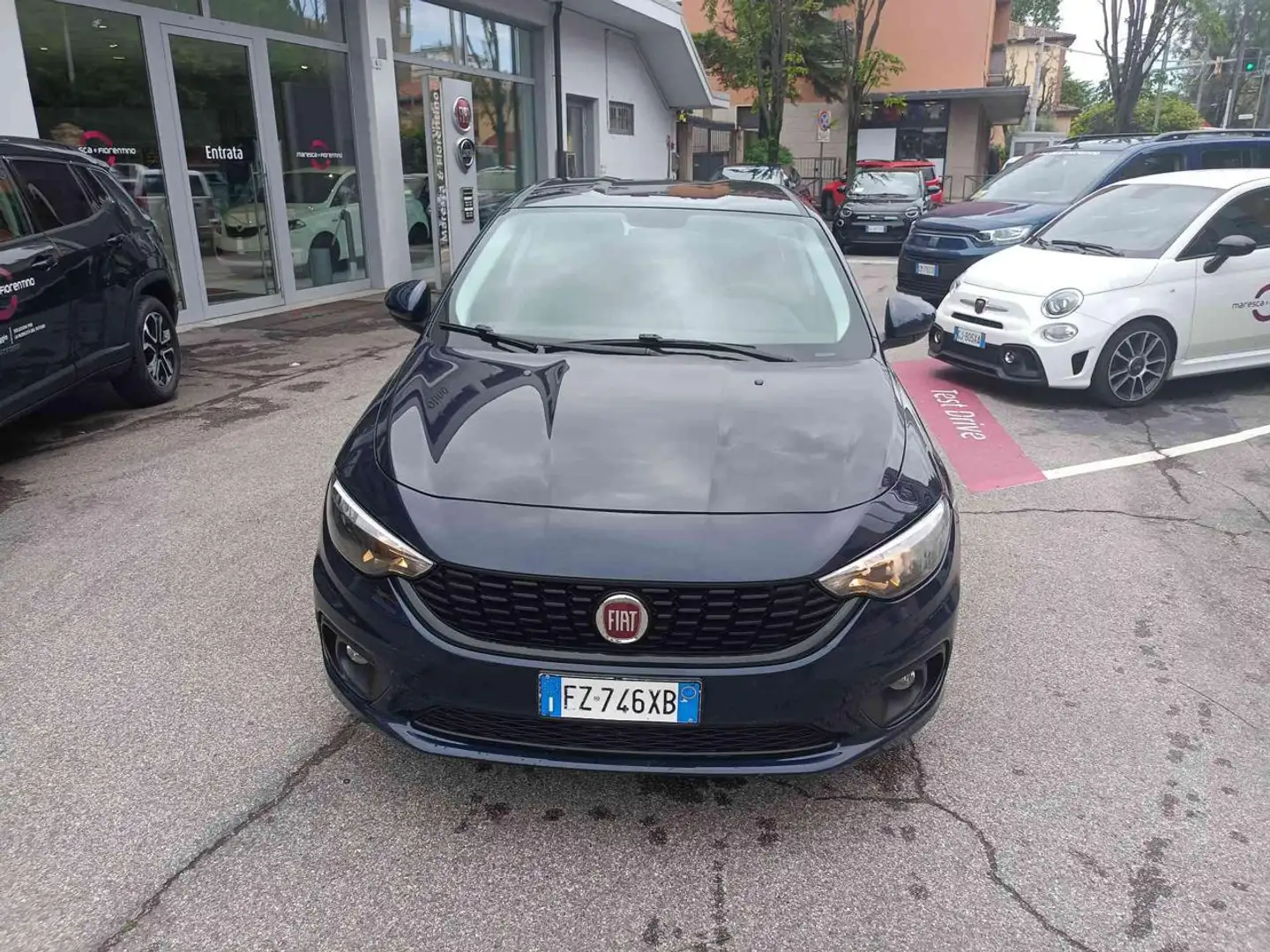 Fiat Tipo 1.6 Mjt S&S 5 porte Business Auto Azul - 2