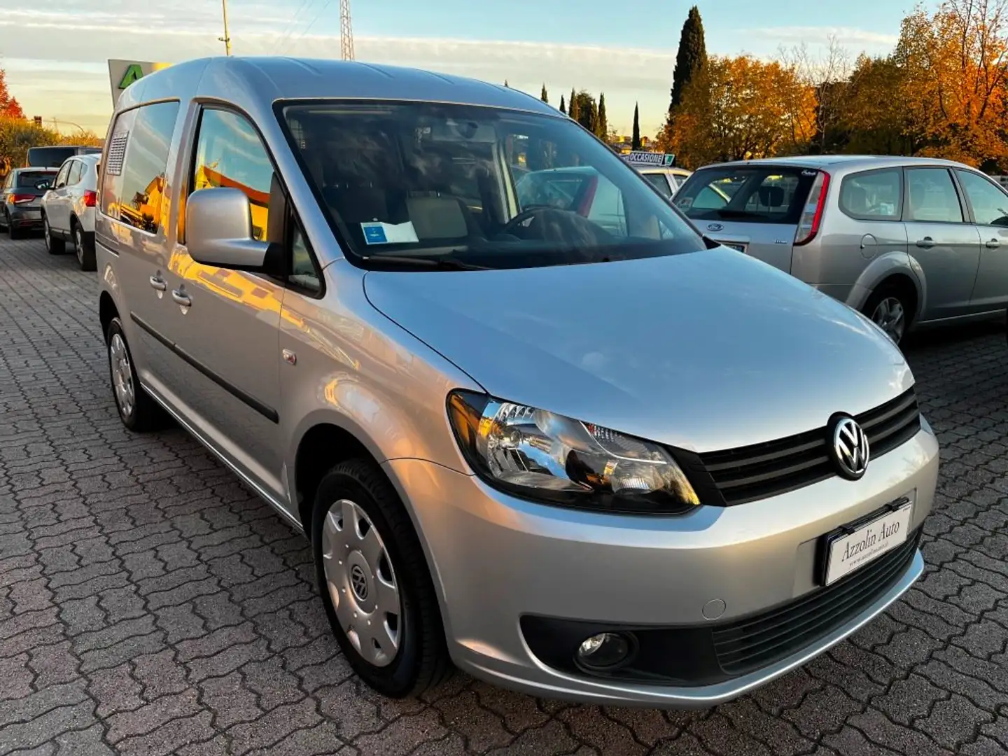 Volkswagen Caddy 2.0 TDI 5/POSTI CON VANO CARICO CANI NEOPATENTATI Stříbrná - 1