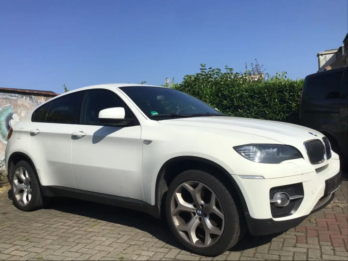 BMW X6 xDrive30d Aut.~Sport~Navi~MOTORSCHADEN Weiß - 1