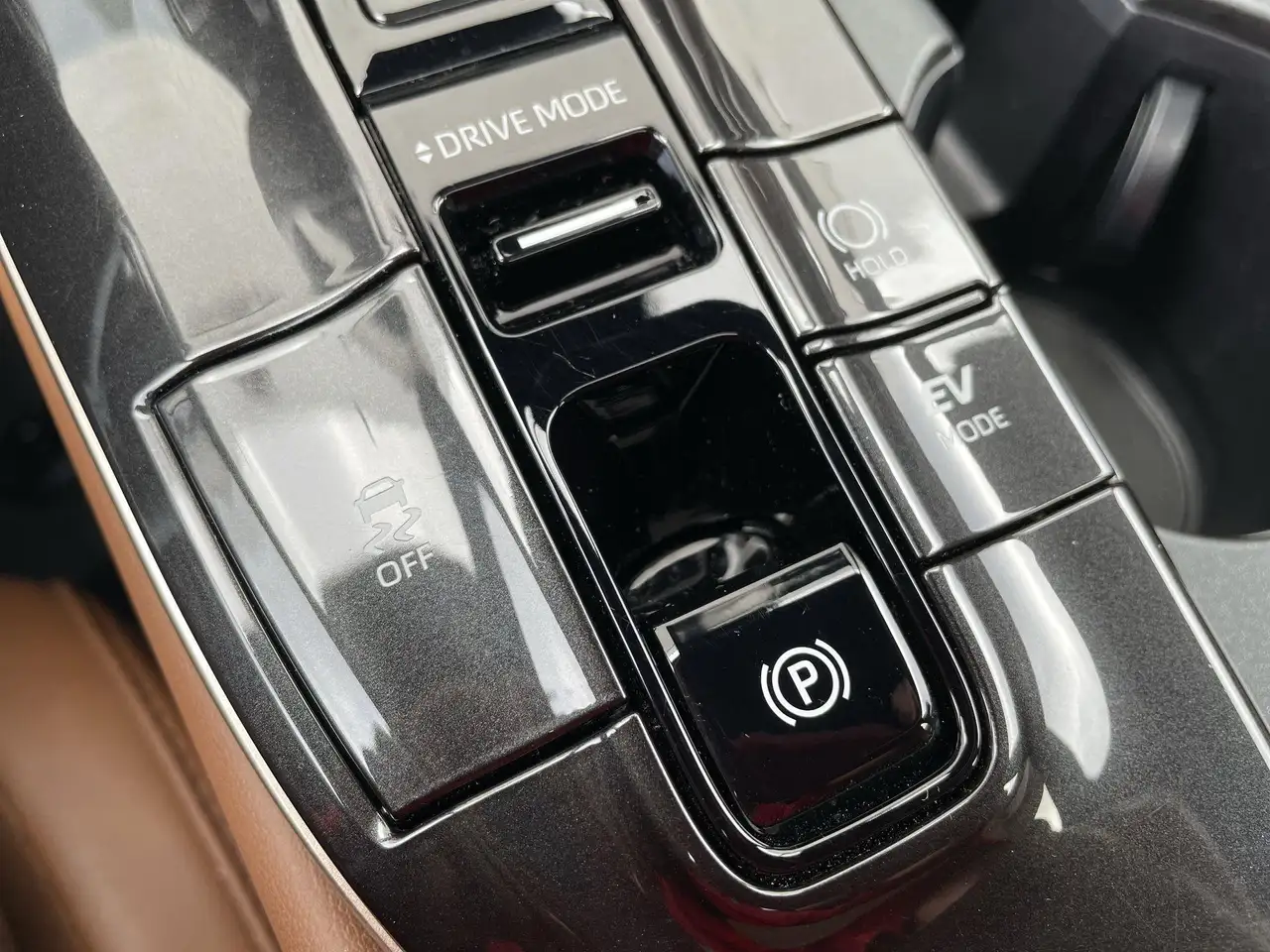 Toyota Crown снимка Toyota Crown