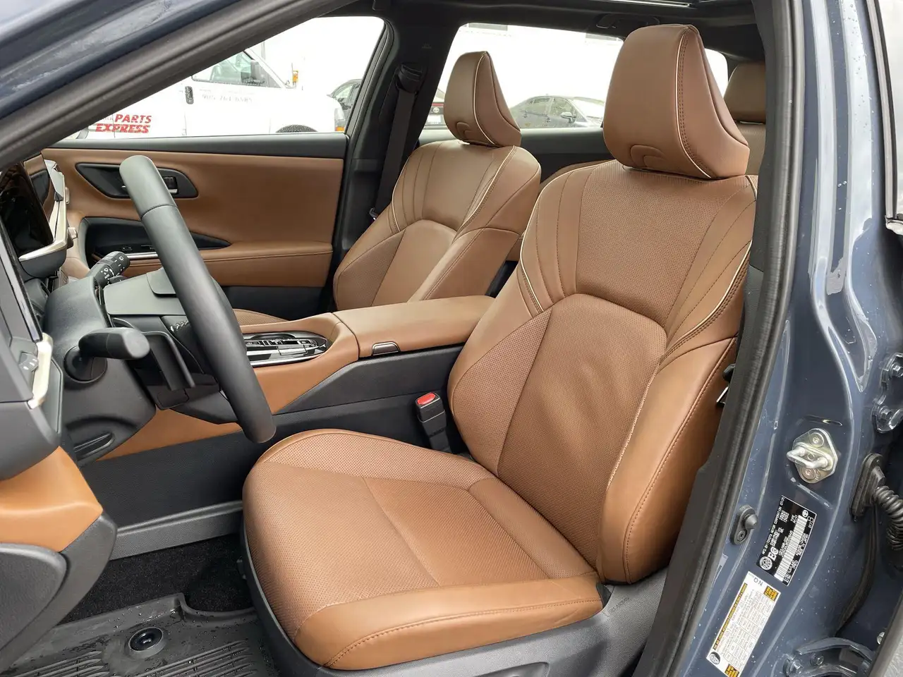 Toyota Crown снимка Toyota Crown