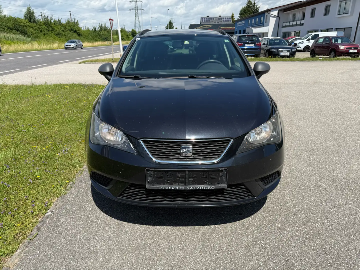 SEAT Ibiza ST Reference 1,2 Schwarz - 2