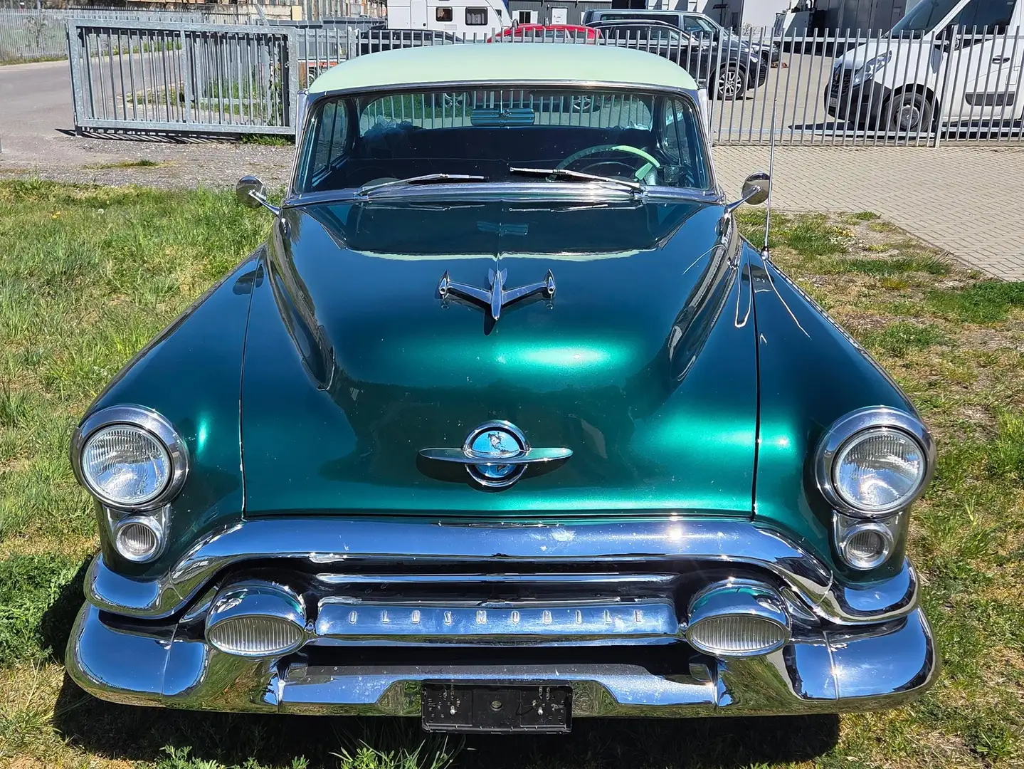 Oldsmobile Sonstige 88 - Ninety-Eight V8 Grün - 2