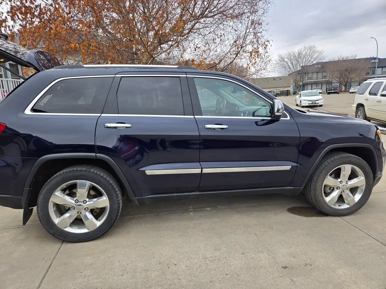 Jeep Grand Cherokee снимка Jeep Grand Cherokee