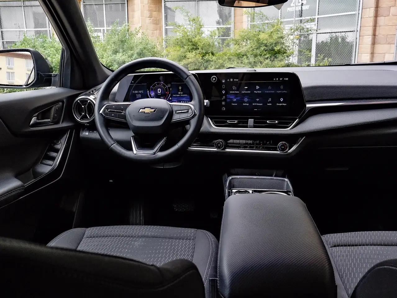 Chevrolet Equinox photo Chevrolet Equinox