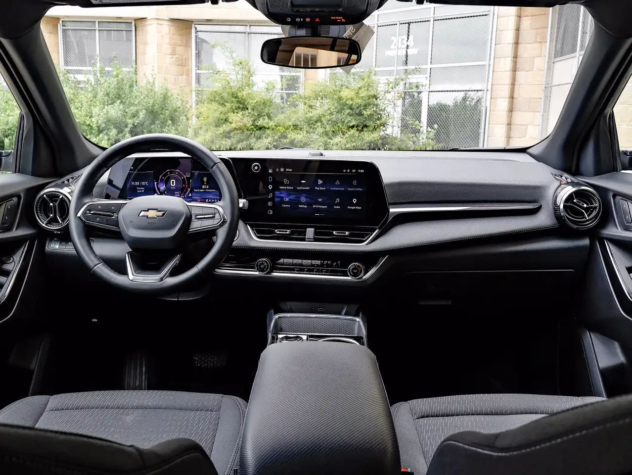 Chevrolet Equinox photo Chevrolet Equinox