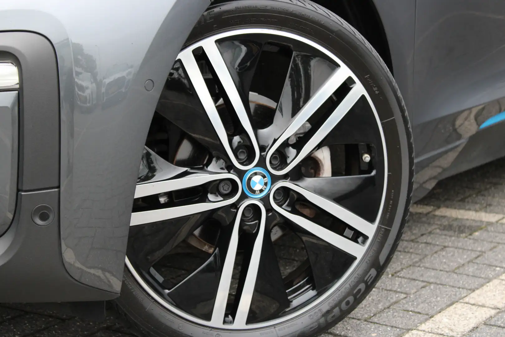 BMW i3 Executive / Achteruitrijcamera / Park Assistant / Gris - 2