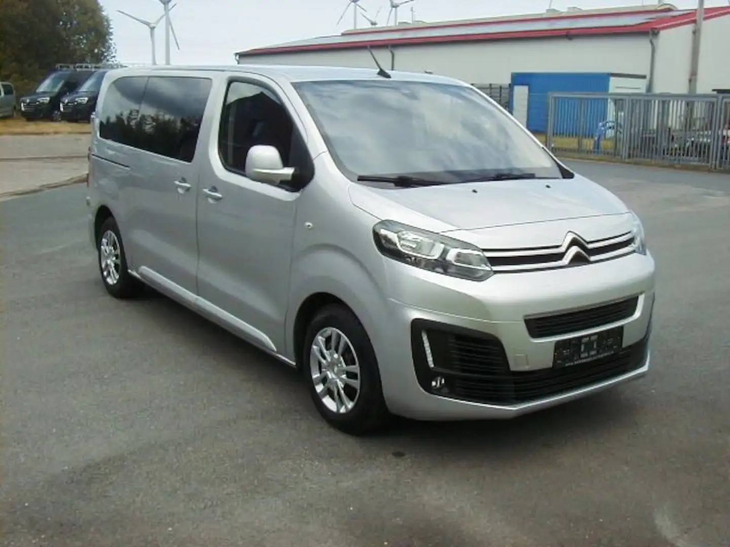Peugeot Traveller 1.6HDi Business M Navi-PDC-Klima-GRA-8 Sitze-Heckf Silber - 2