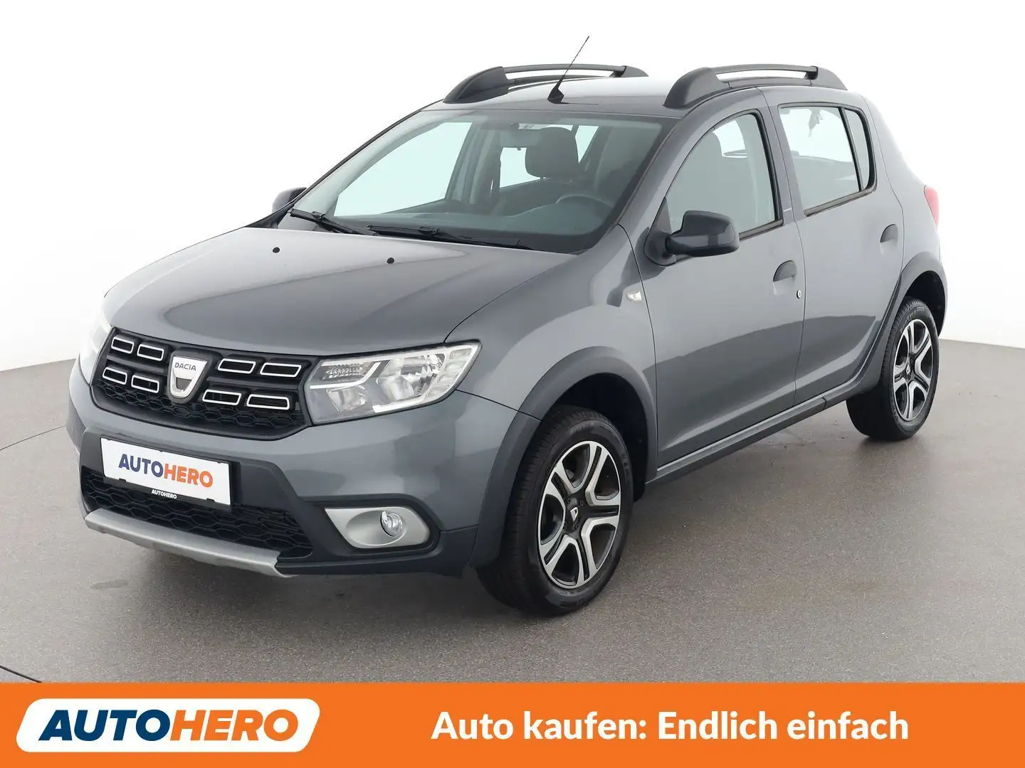 Dacia Sandero 0.9 TCe Stepway Style Grau - 1