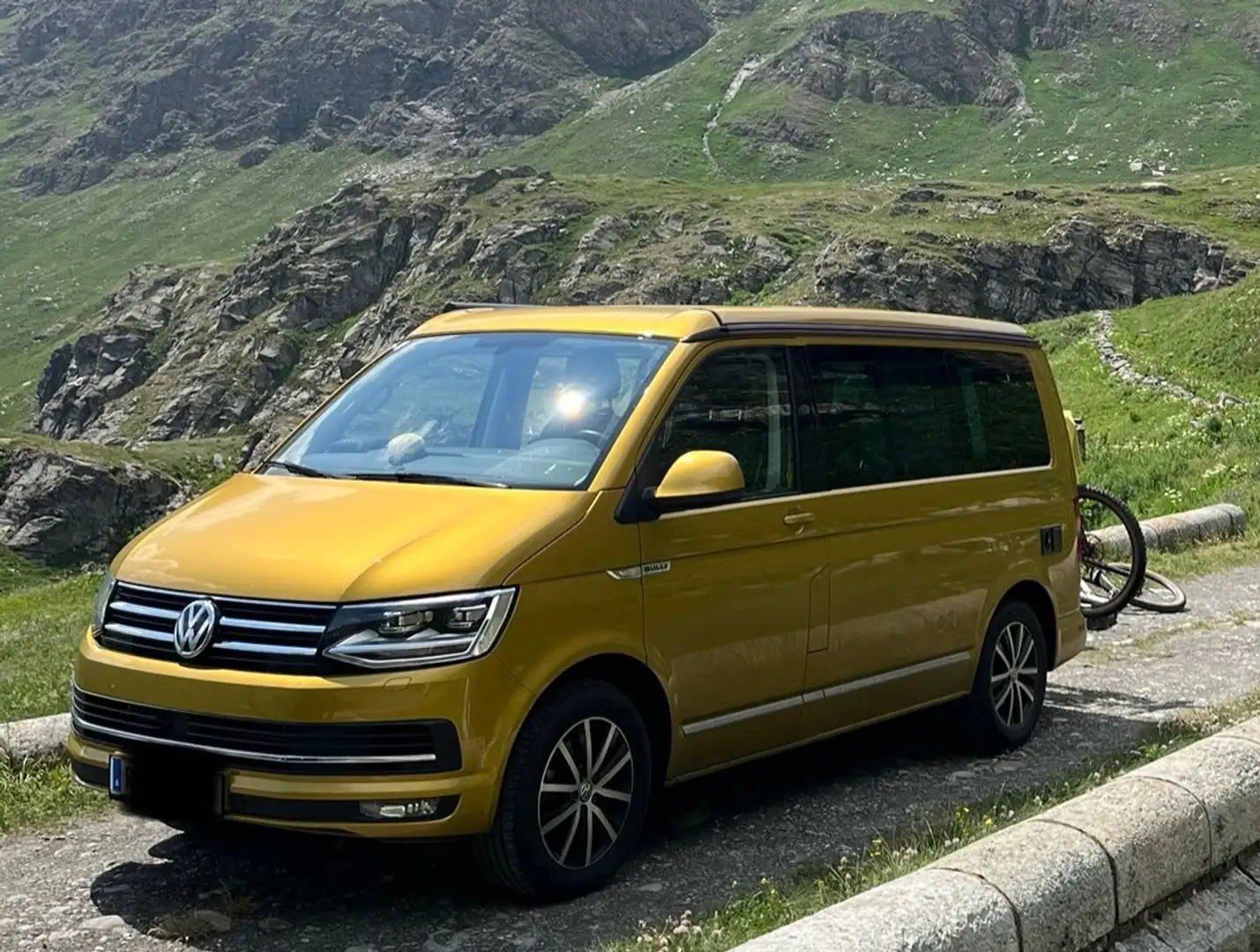 Volkswagen T6 California California Ocean 2,0 TDI BMT DSG Ocean Auriu - 1