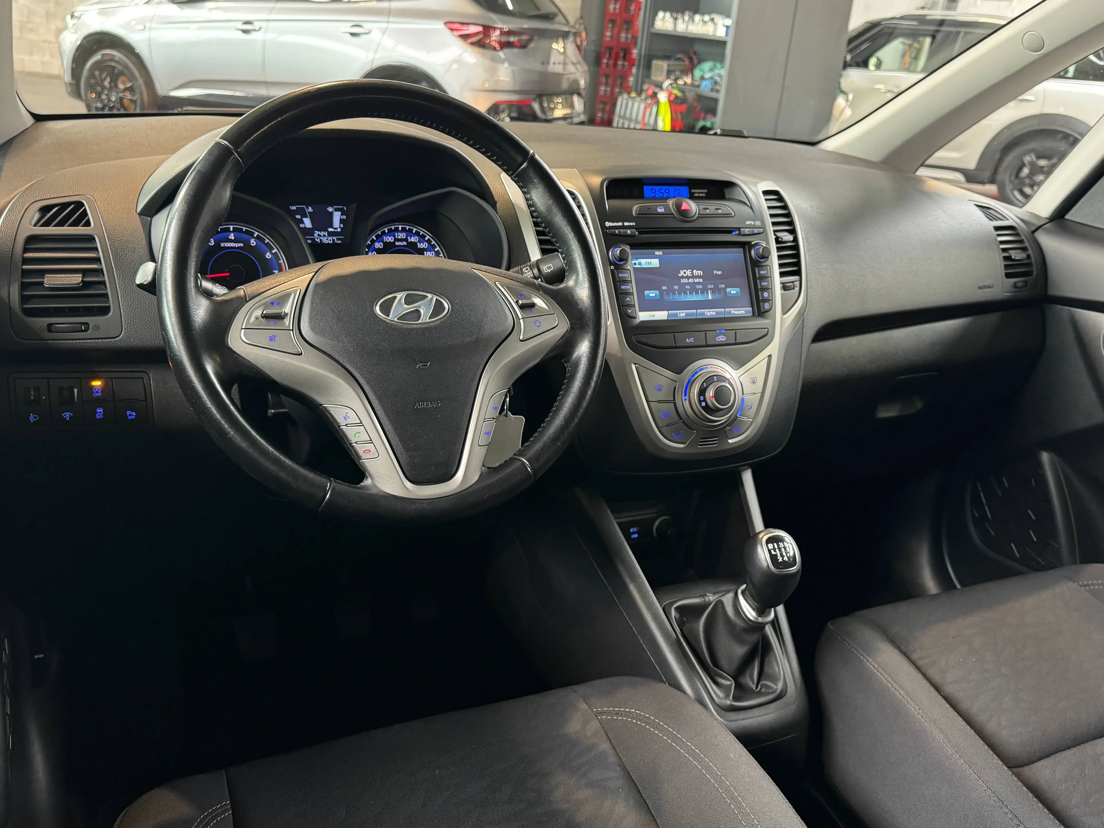 Hyundai iX20 1.4i ISG — photo 7